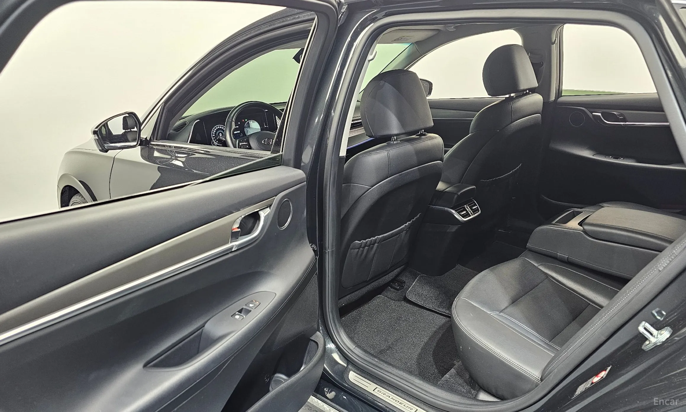 Hyundai Grandeur IG превью 11