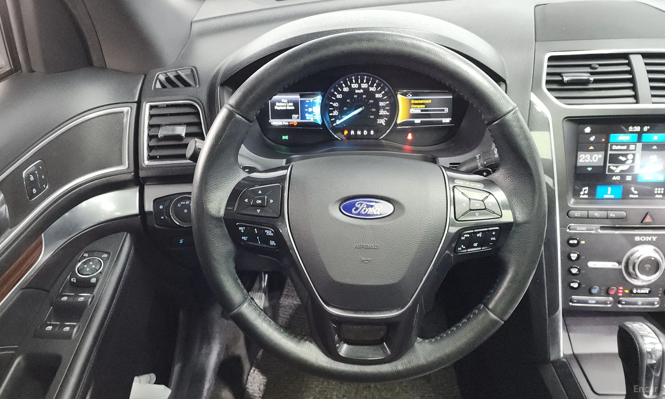 Ford Explorer превью 13