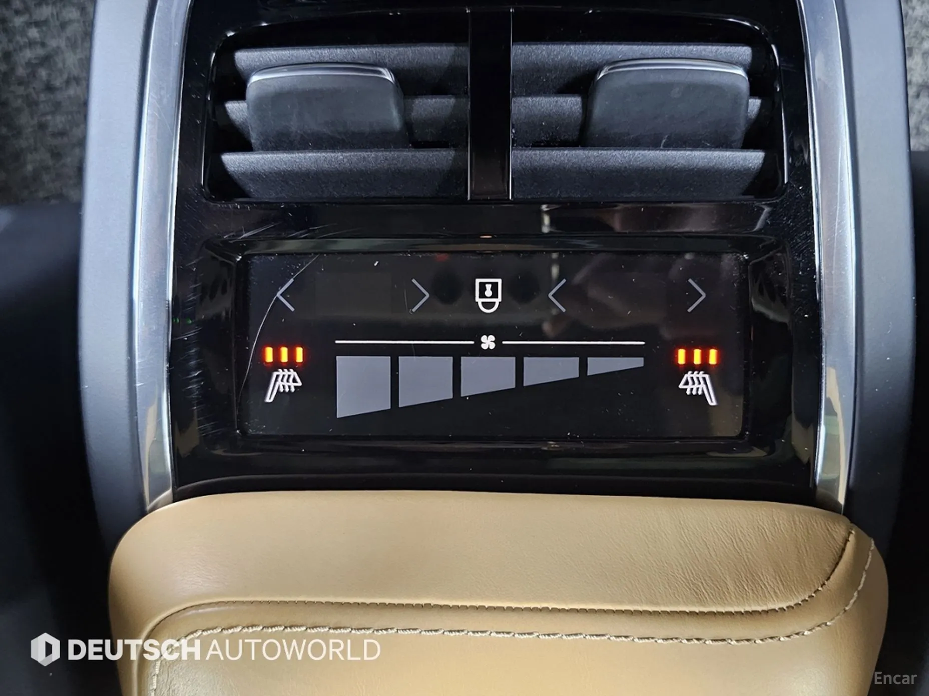 Volvo XC60 Gen 2 превью 16