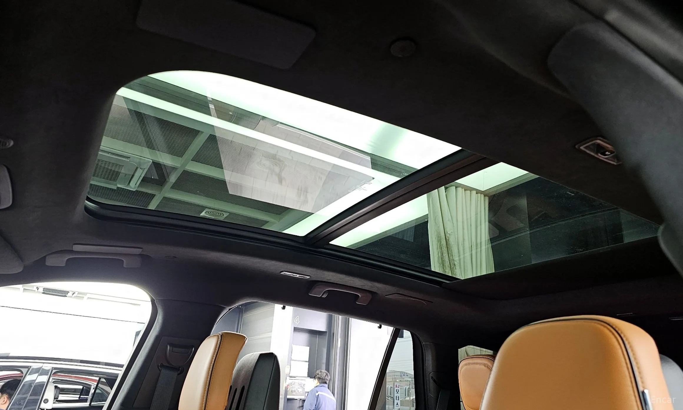 Lincoln Aviator 2nd Generation превью 19