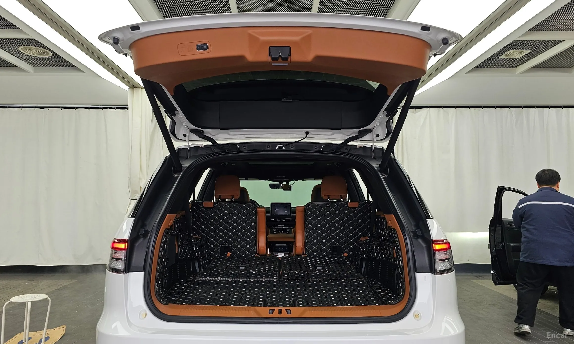 Lincoln Aviator 2nd Generation превью 20