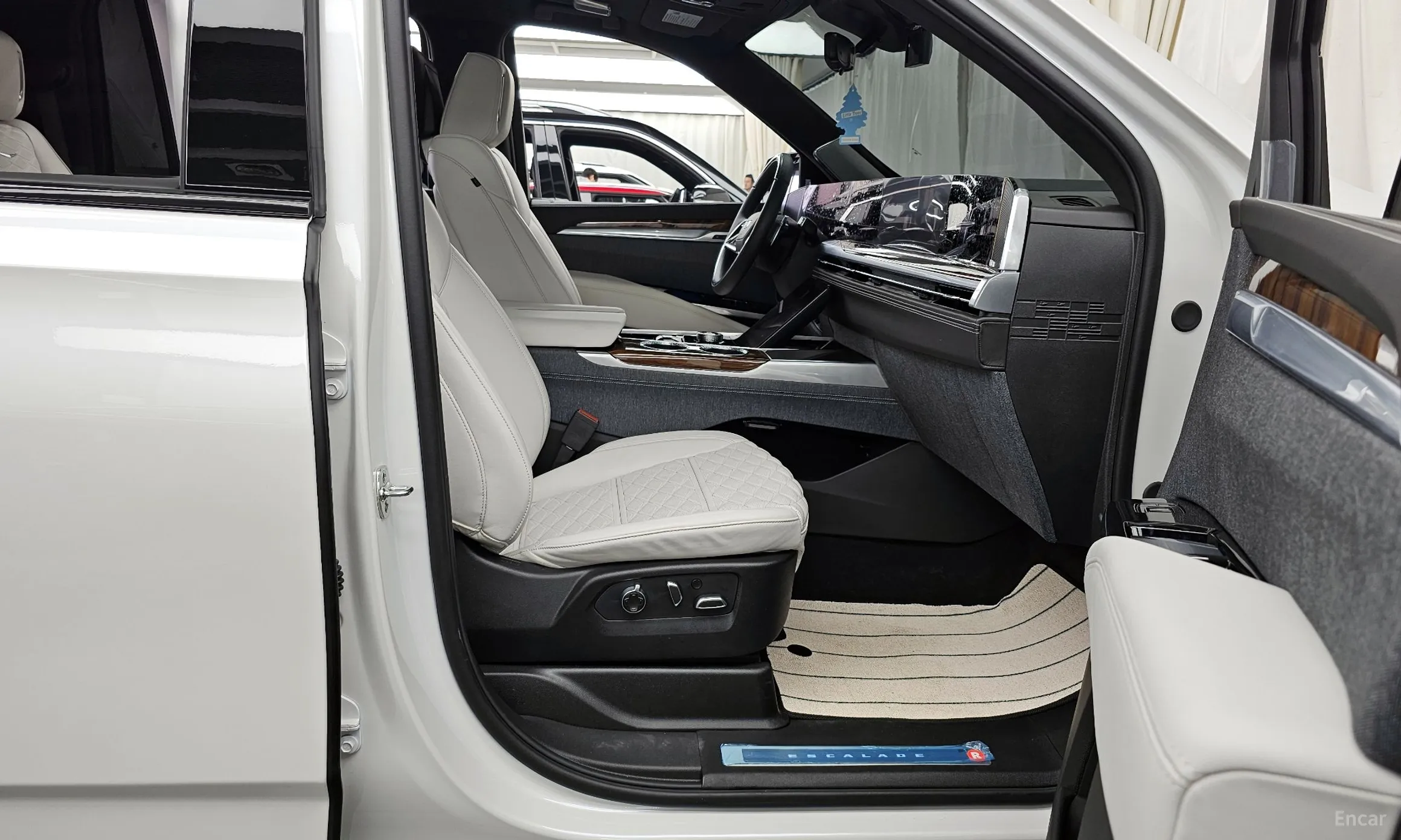 Cadillac Escalade 5th Generation превью 11