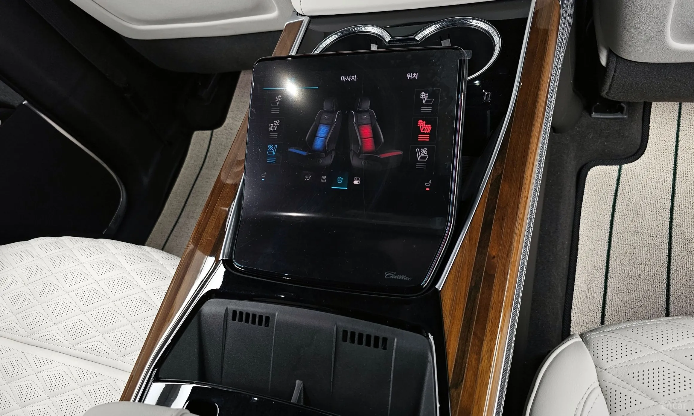Cadillac Escalade 5th Generation превью 18