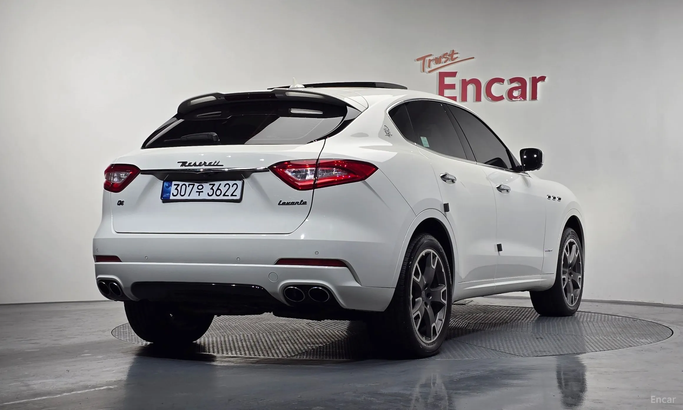 Maserati Levante превью 2