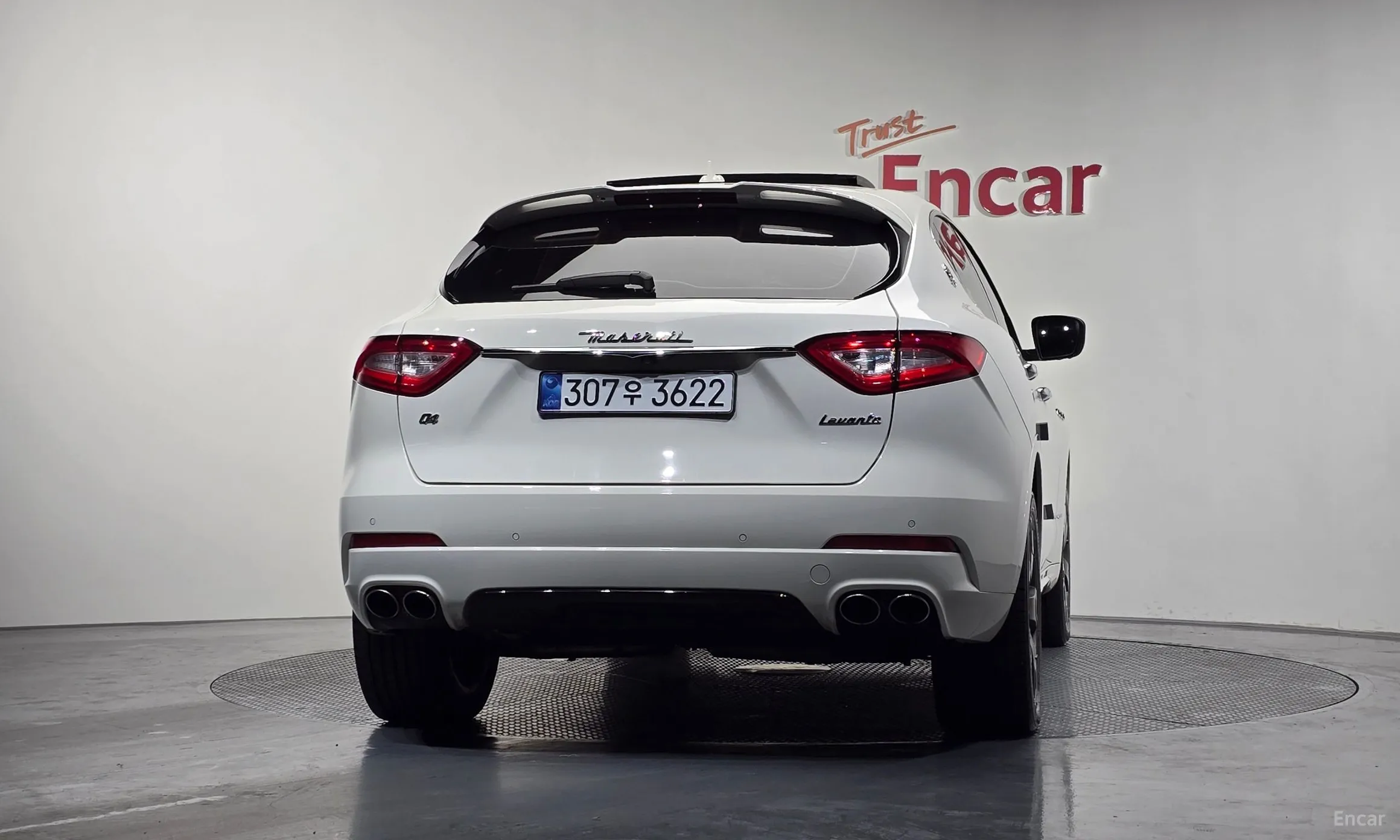 Maserati Levante превью 4