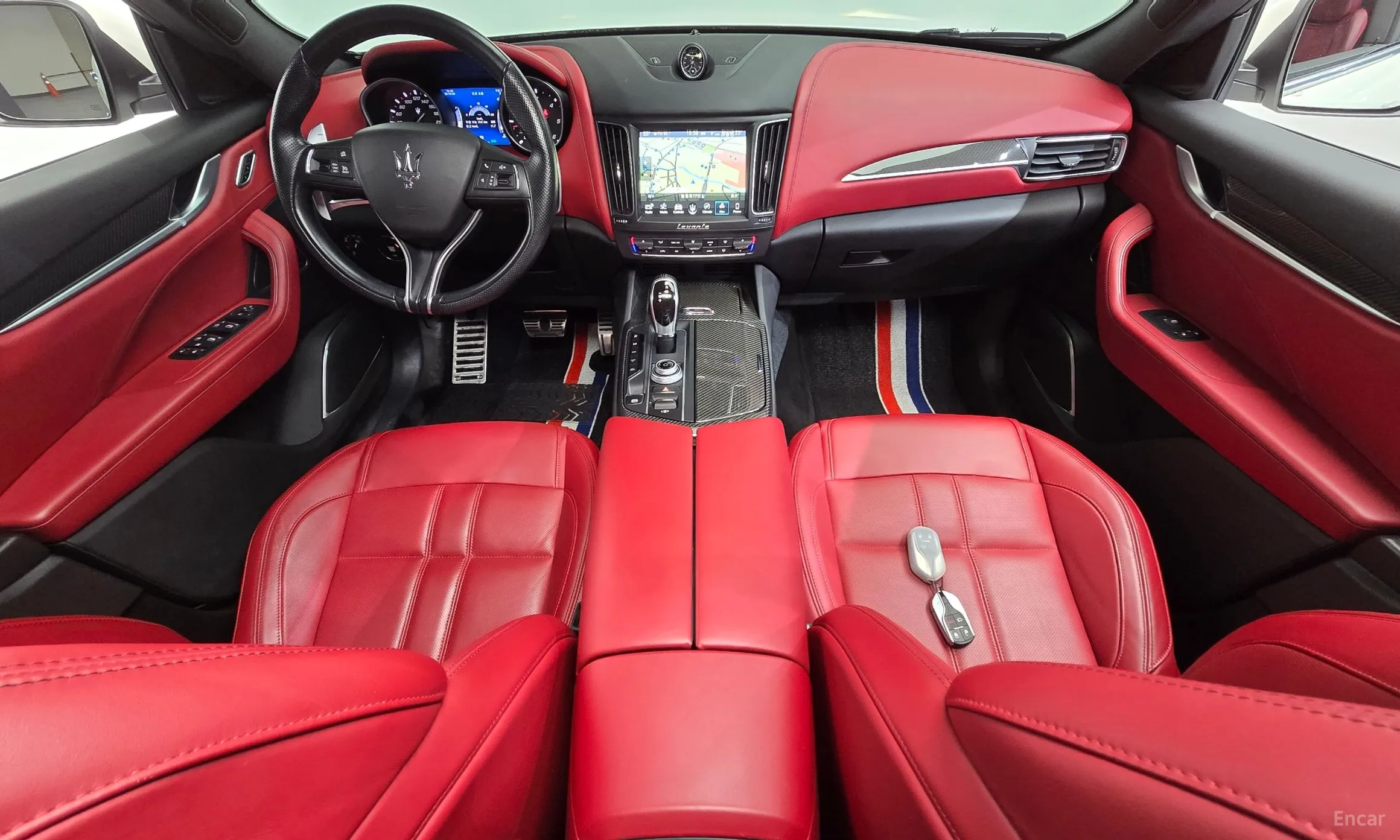 Maserati Levante превью 7