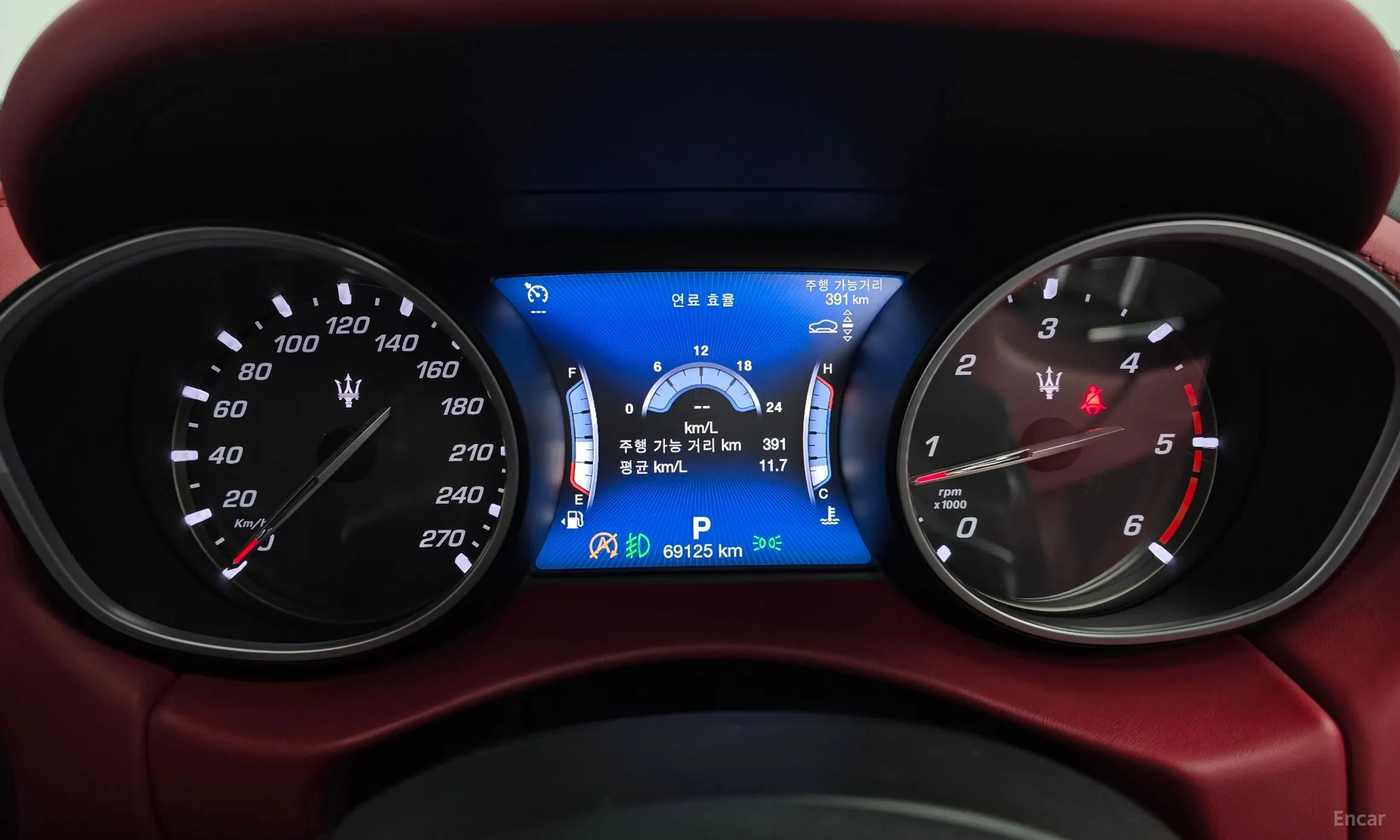 Maserati Levante превью 8