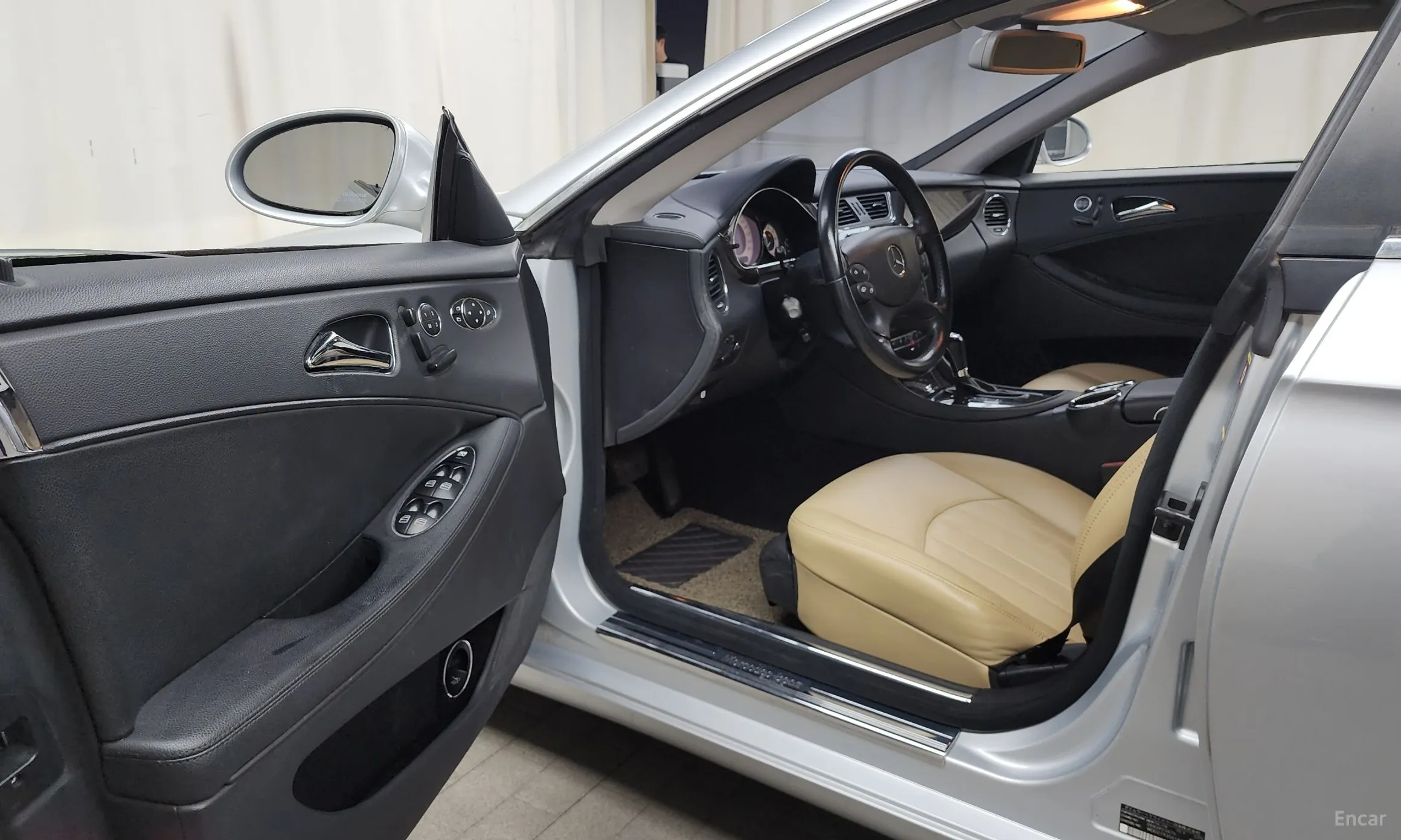 Mercedes Benz CLS-Class W219 превью 10