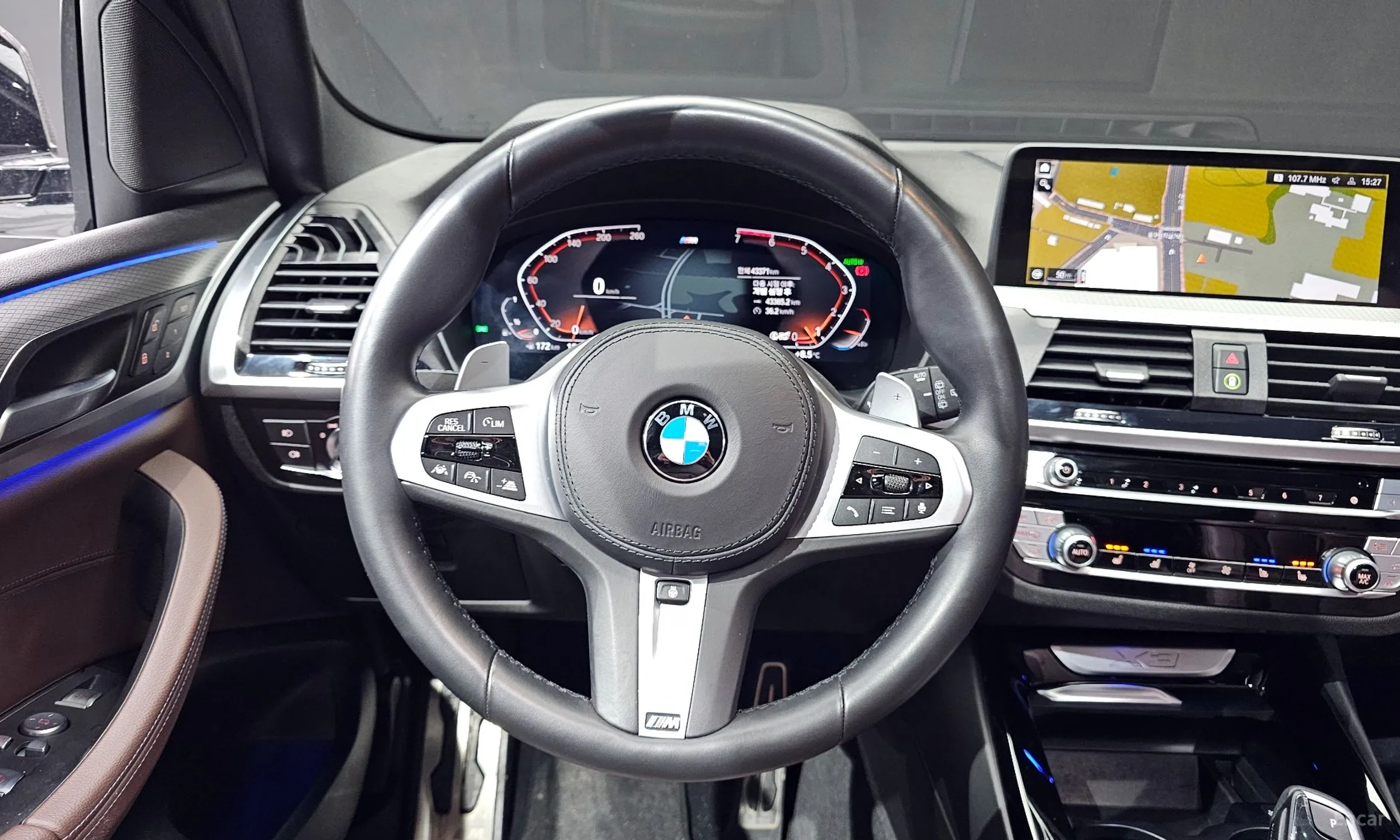 BMW X3 (G01) превью 13