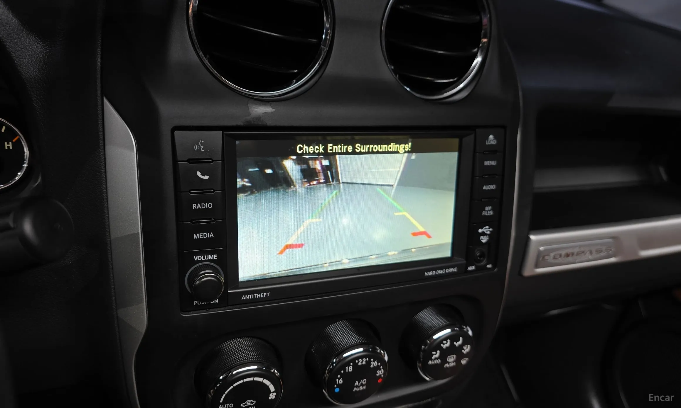 Jeep Compass превью 16