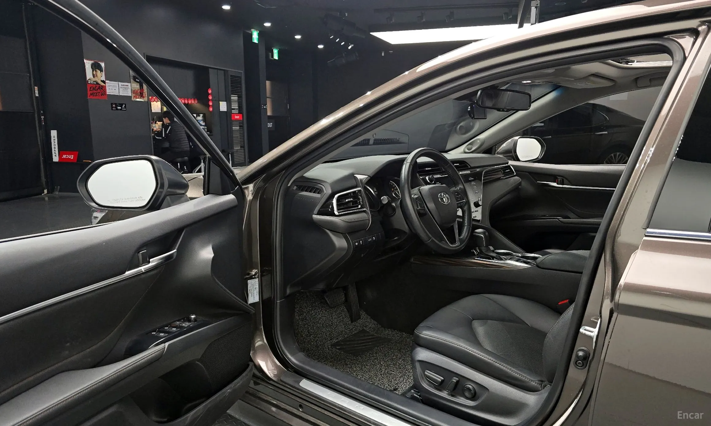 Toyota Camry (XV70) превью 10