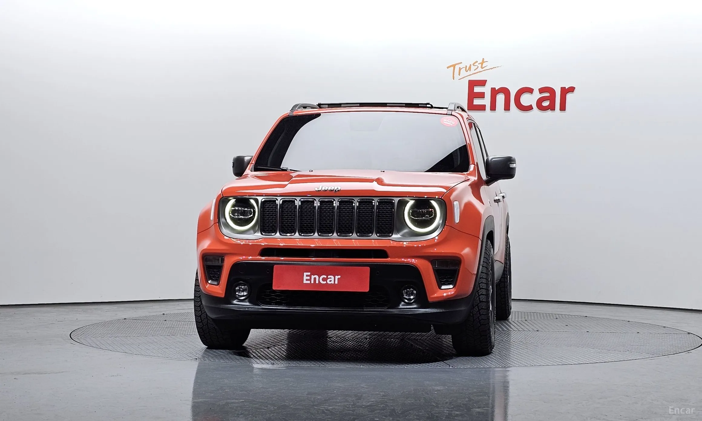 Jeep Renegade превью 3