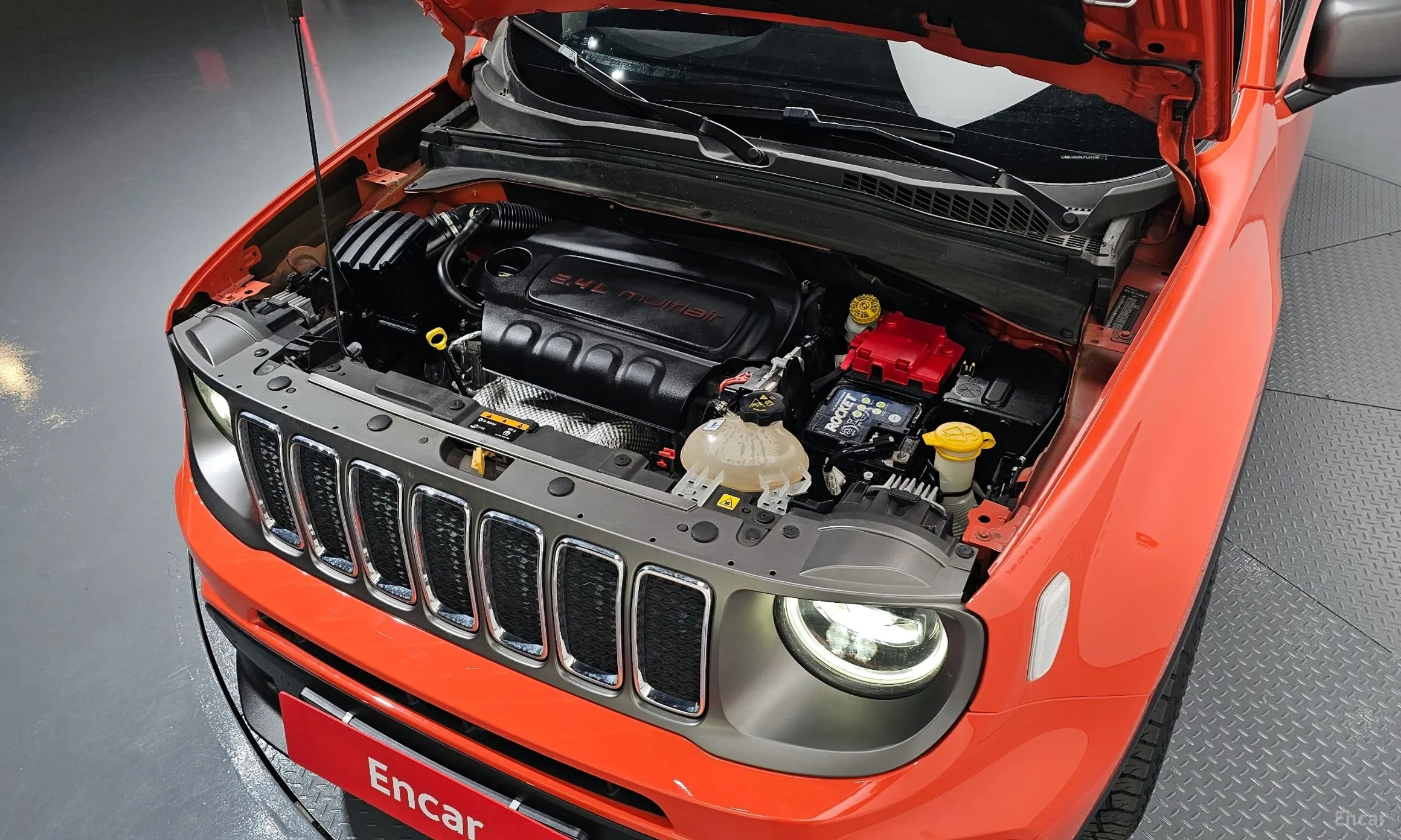Jeep Renegade превью 6
