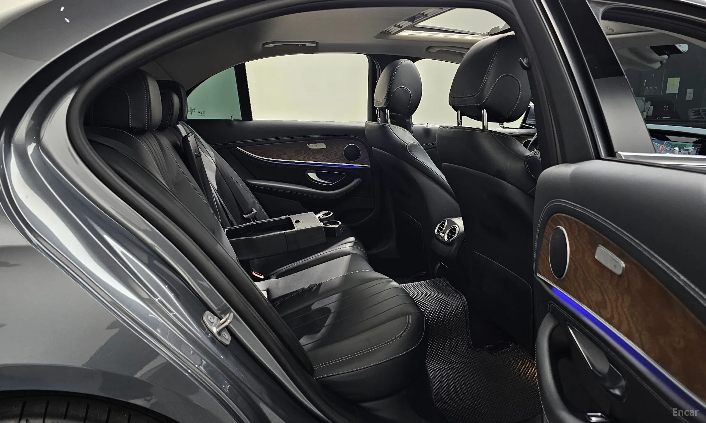 Mercedes Benz E-Class W213 превью 11