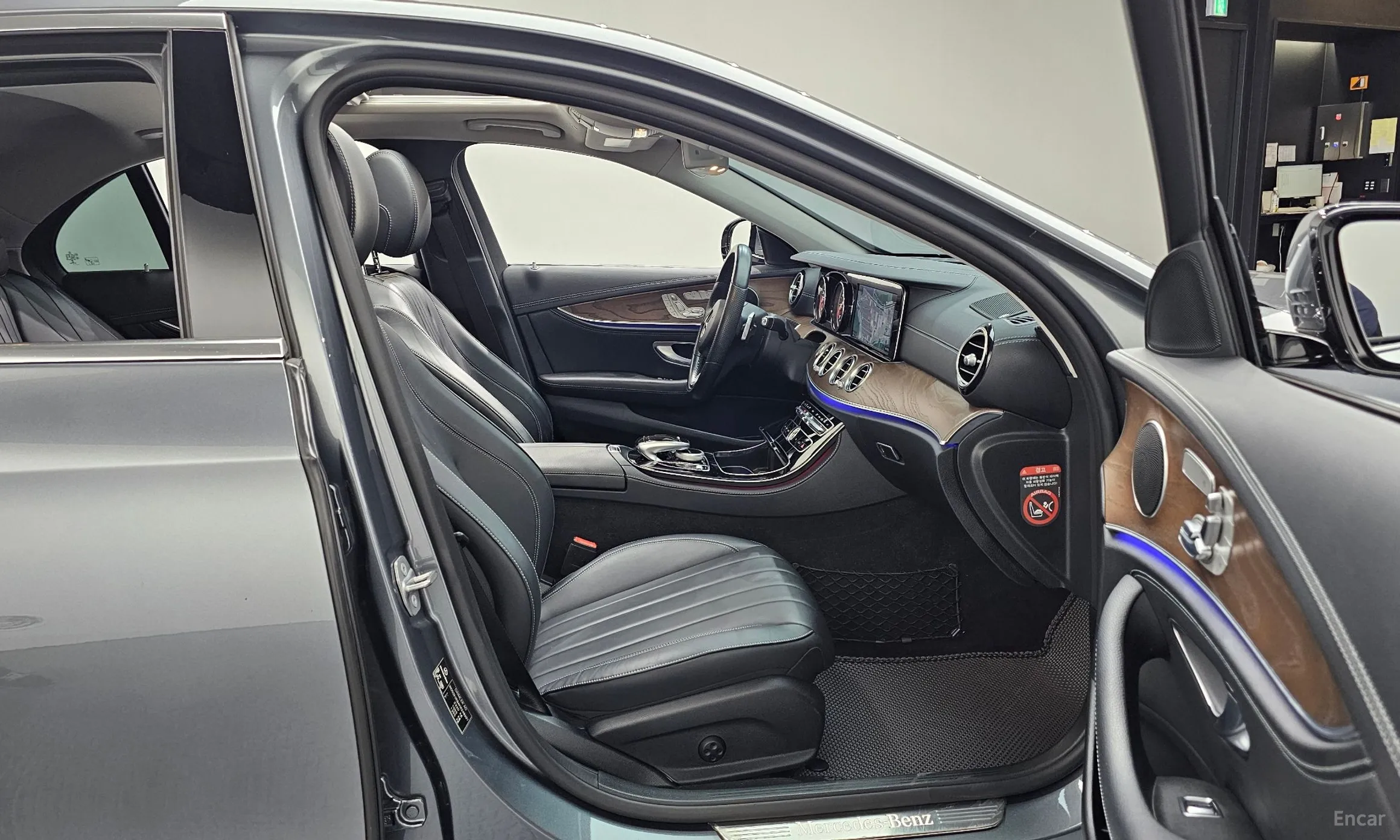 Mercedes Benz E-Class W213 превью 12