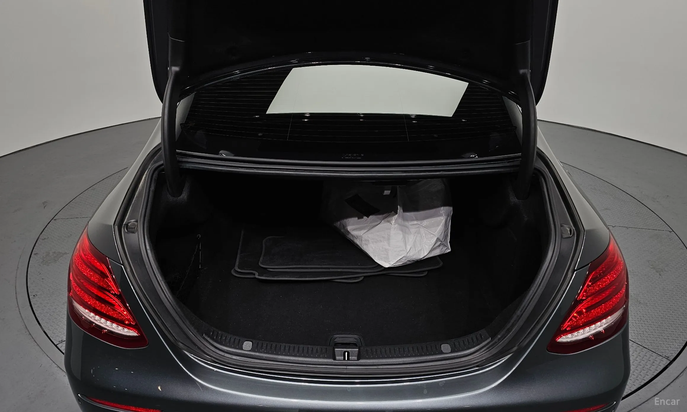 Mercedes Benz E-Class W213 превью 20