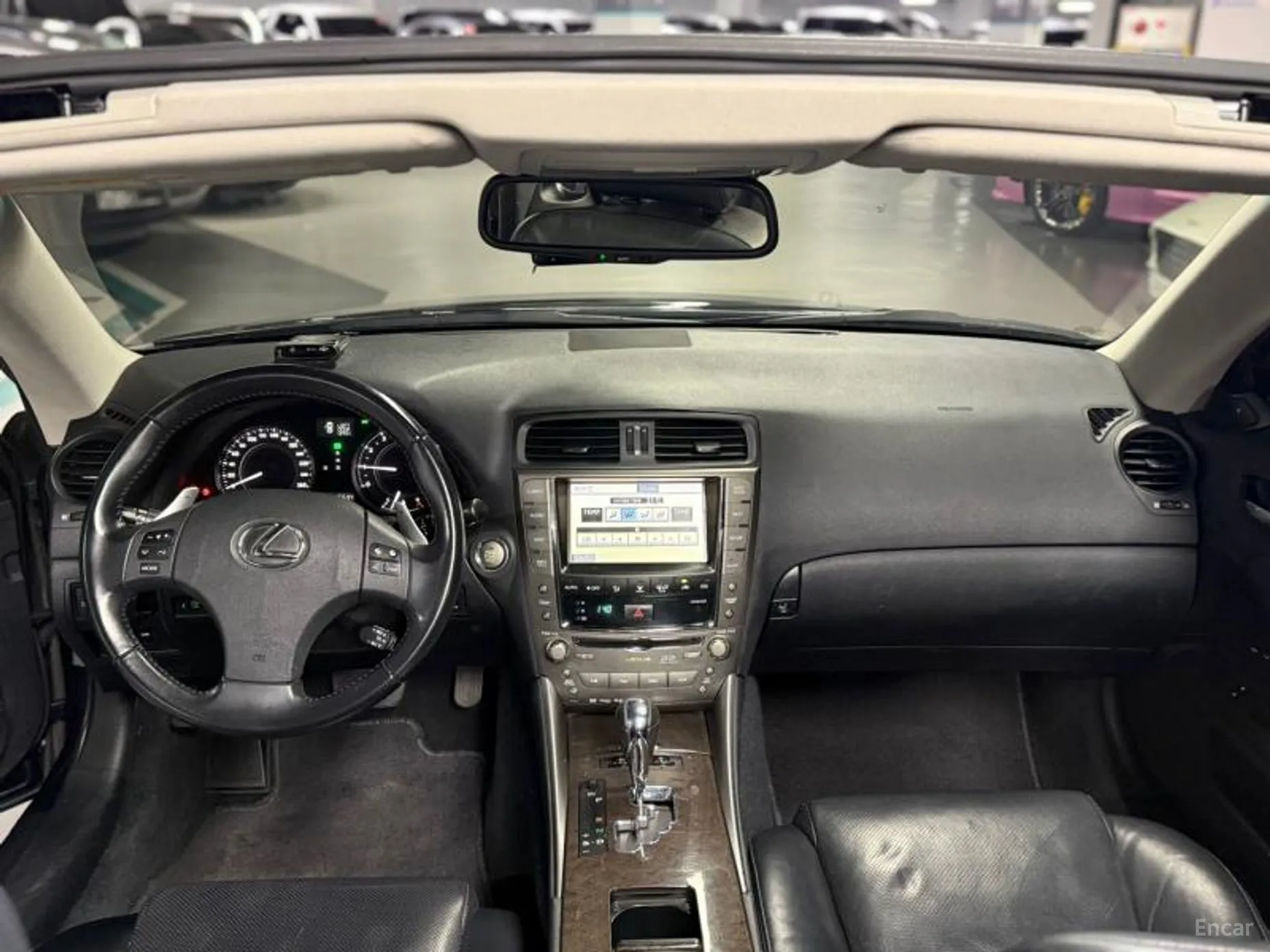 Lexus IS250 превью 7