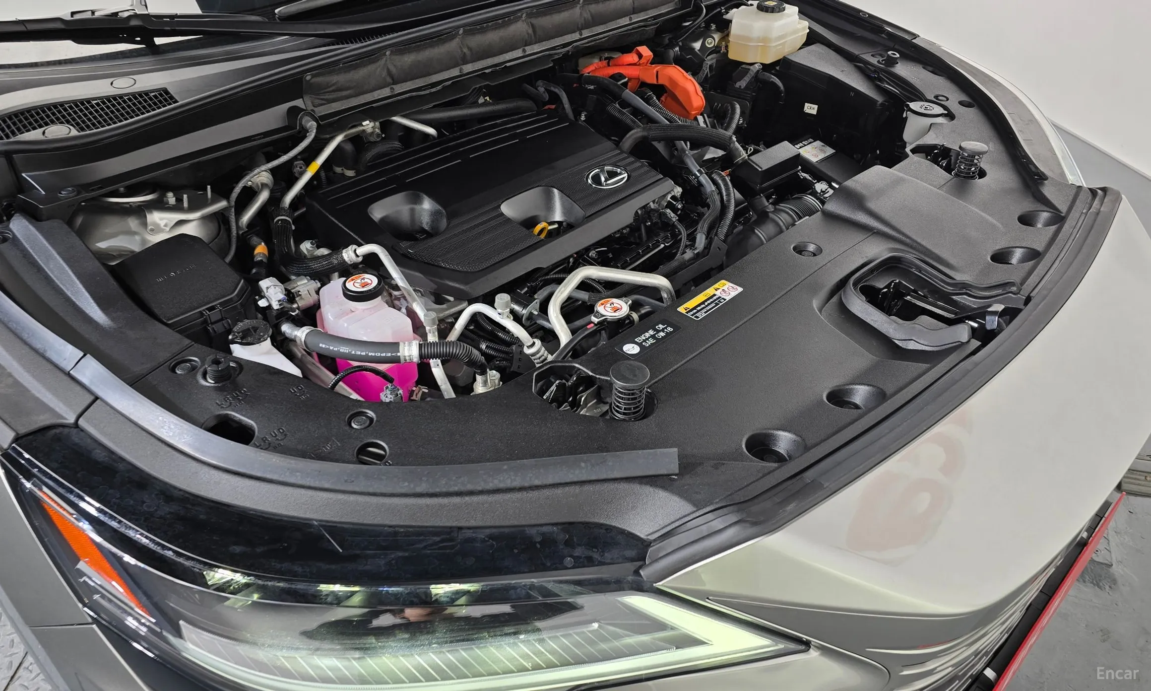 Lexus RX450h + 5th Gen превью 6