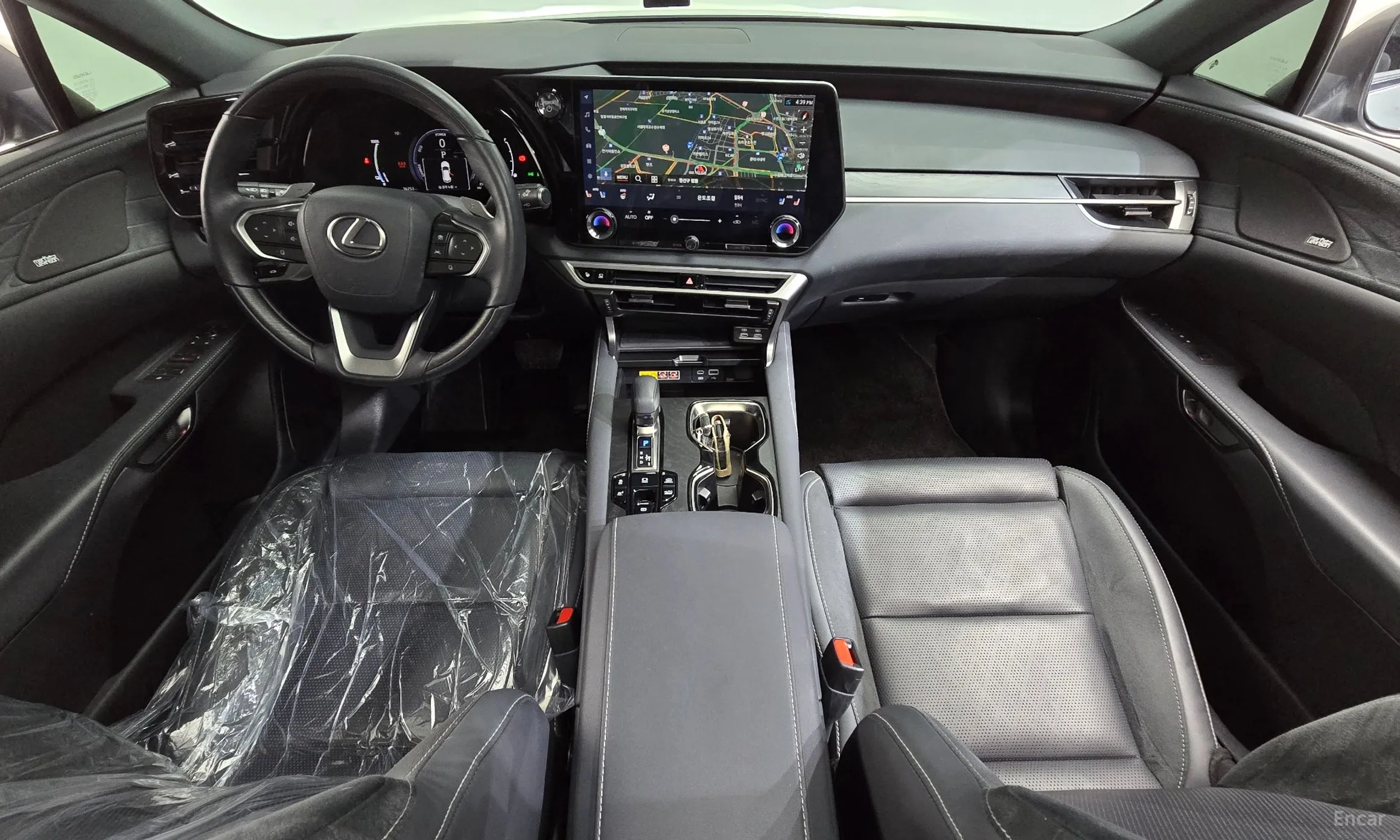 Lexus RX450h + 5th Gen превью 7