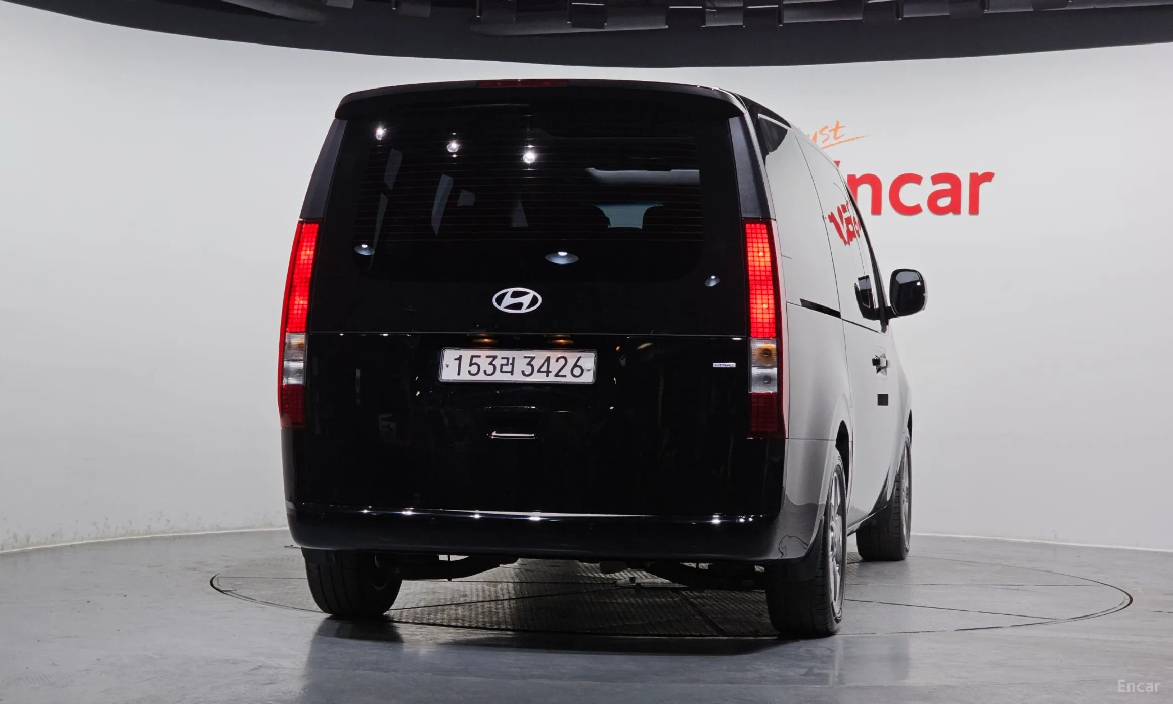 Hyundai Staria превью 4