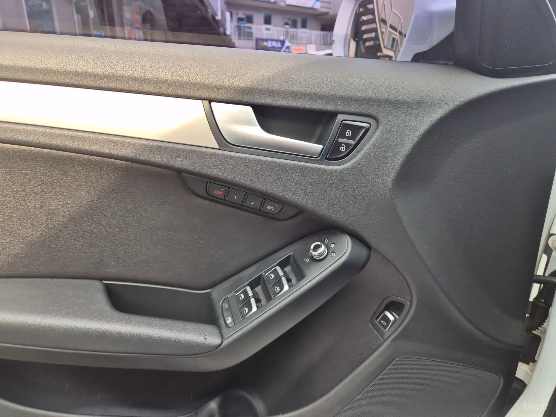 Audi New A4 превью 11