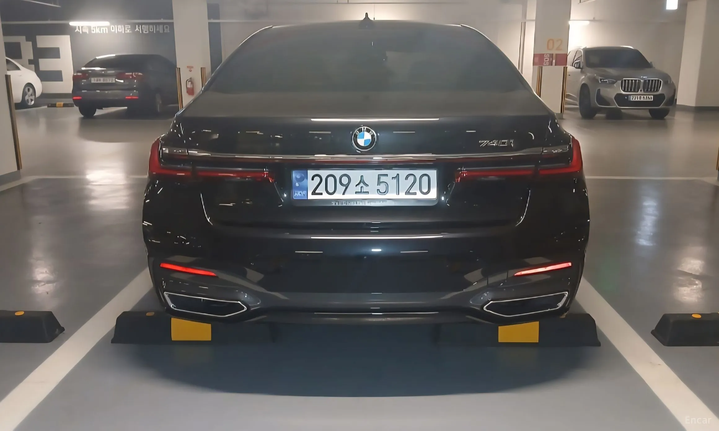 BMW 7 Series (G11) превью 3