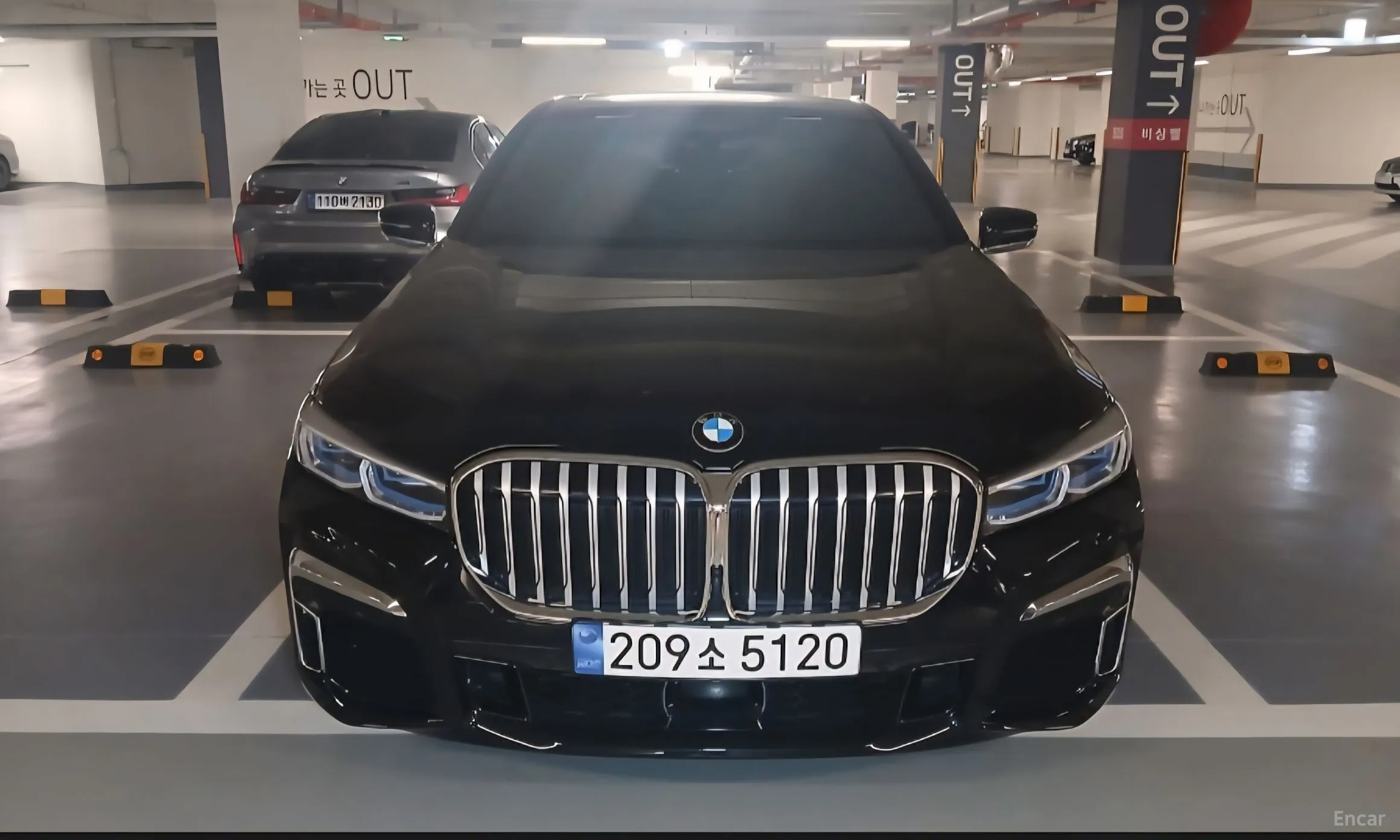BMW 7 Series (G11) превью 4