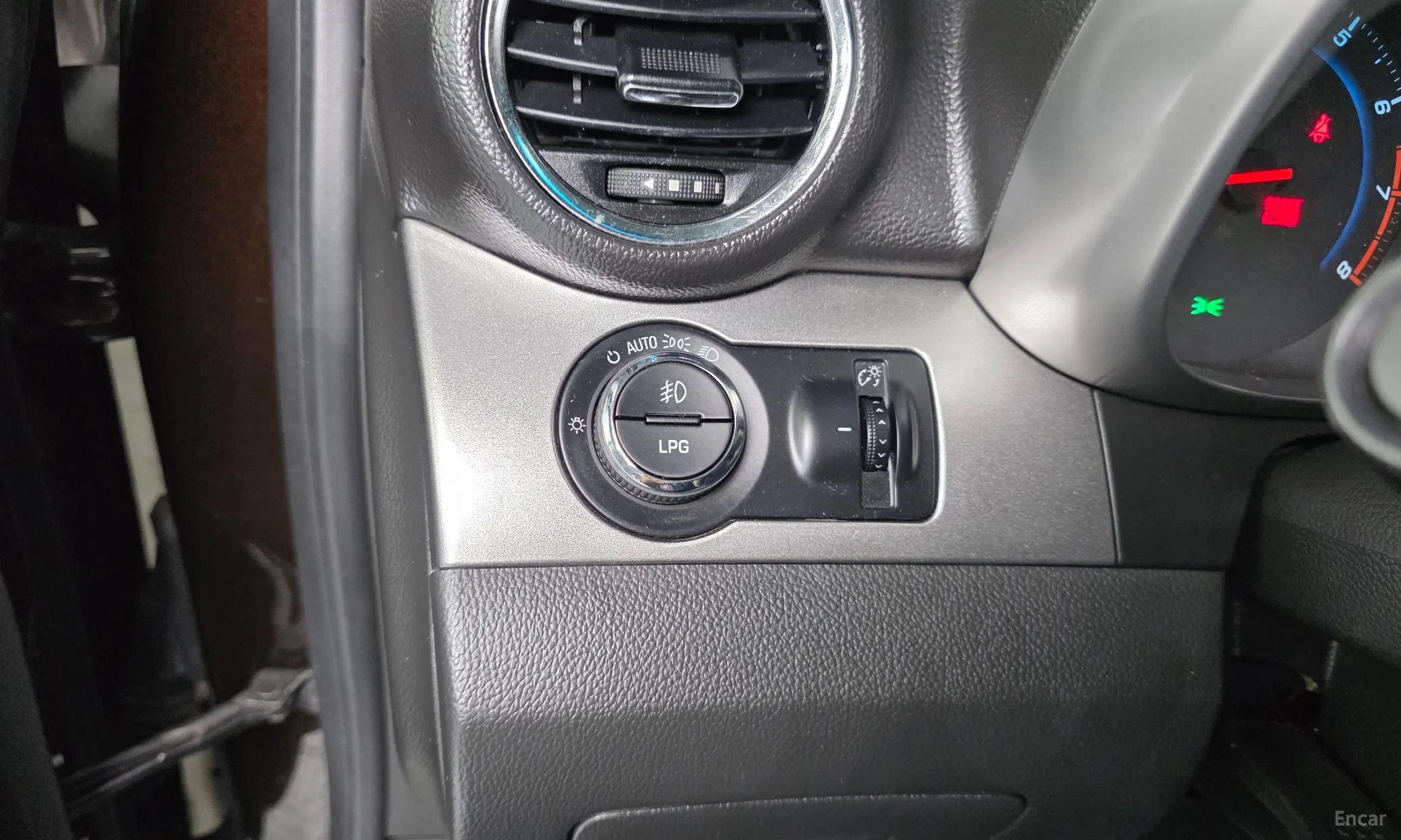 Chevrolet (GM Daewoo) Orlando превью 13
