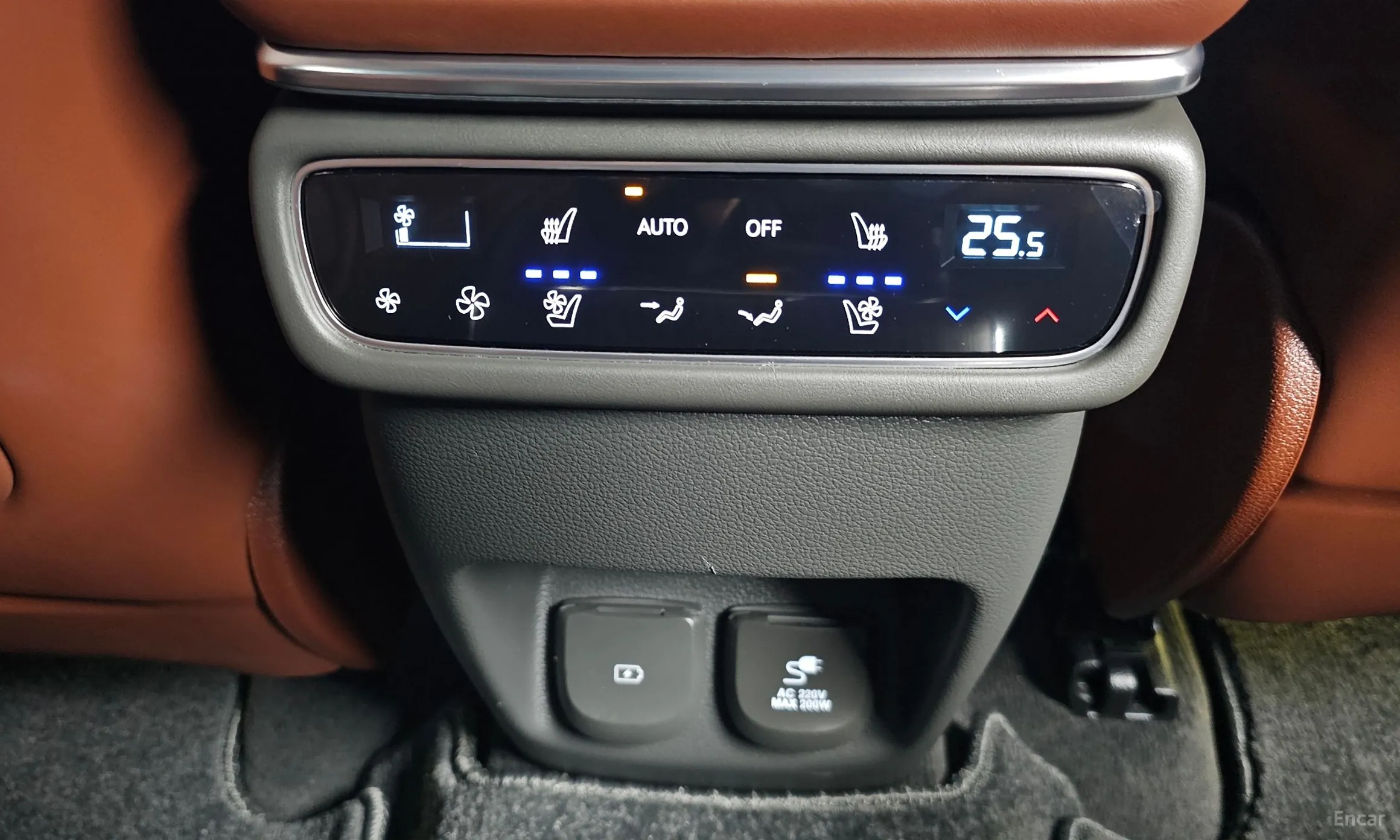 Genesis GV80 превью 18