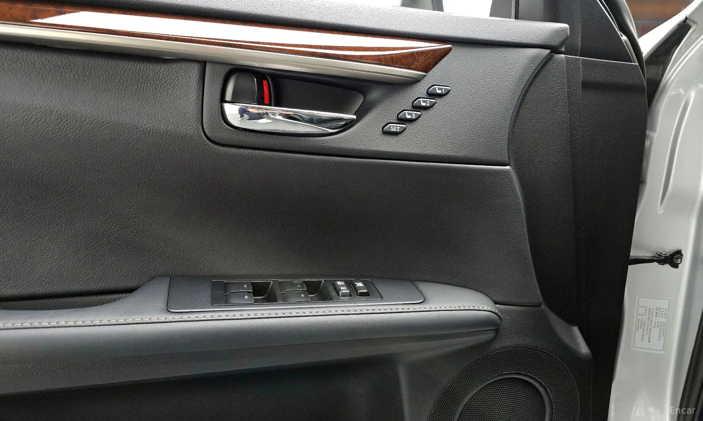 Lexus New ES300h превью 16