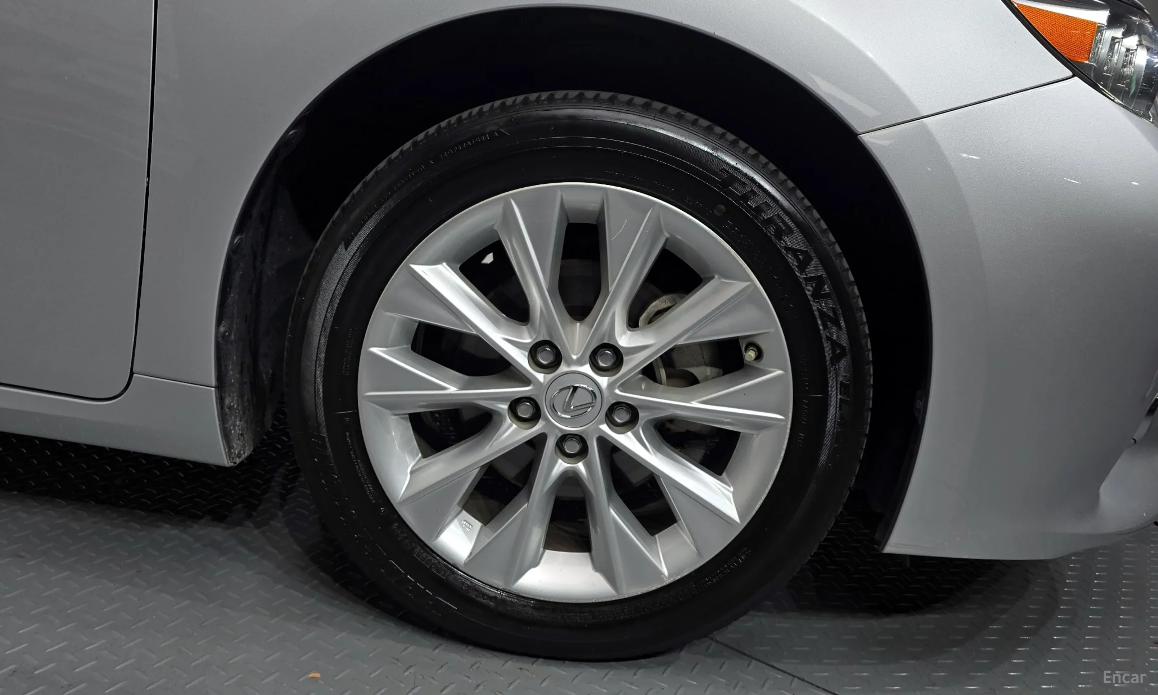 Lexus New ES300h превью 5