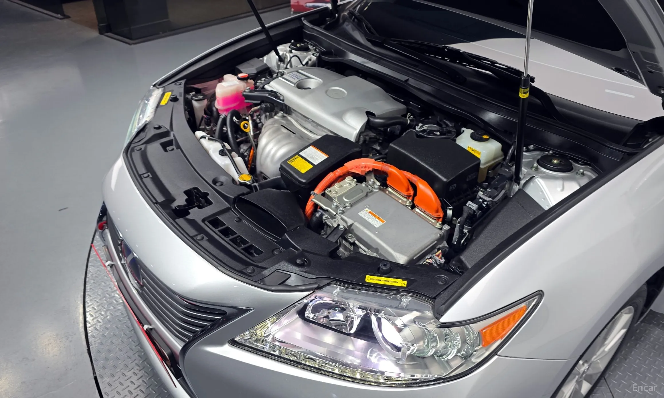 Lexus New ES300h превью 6