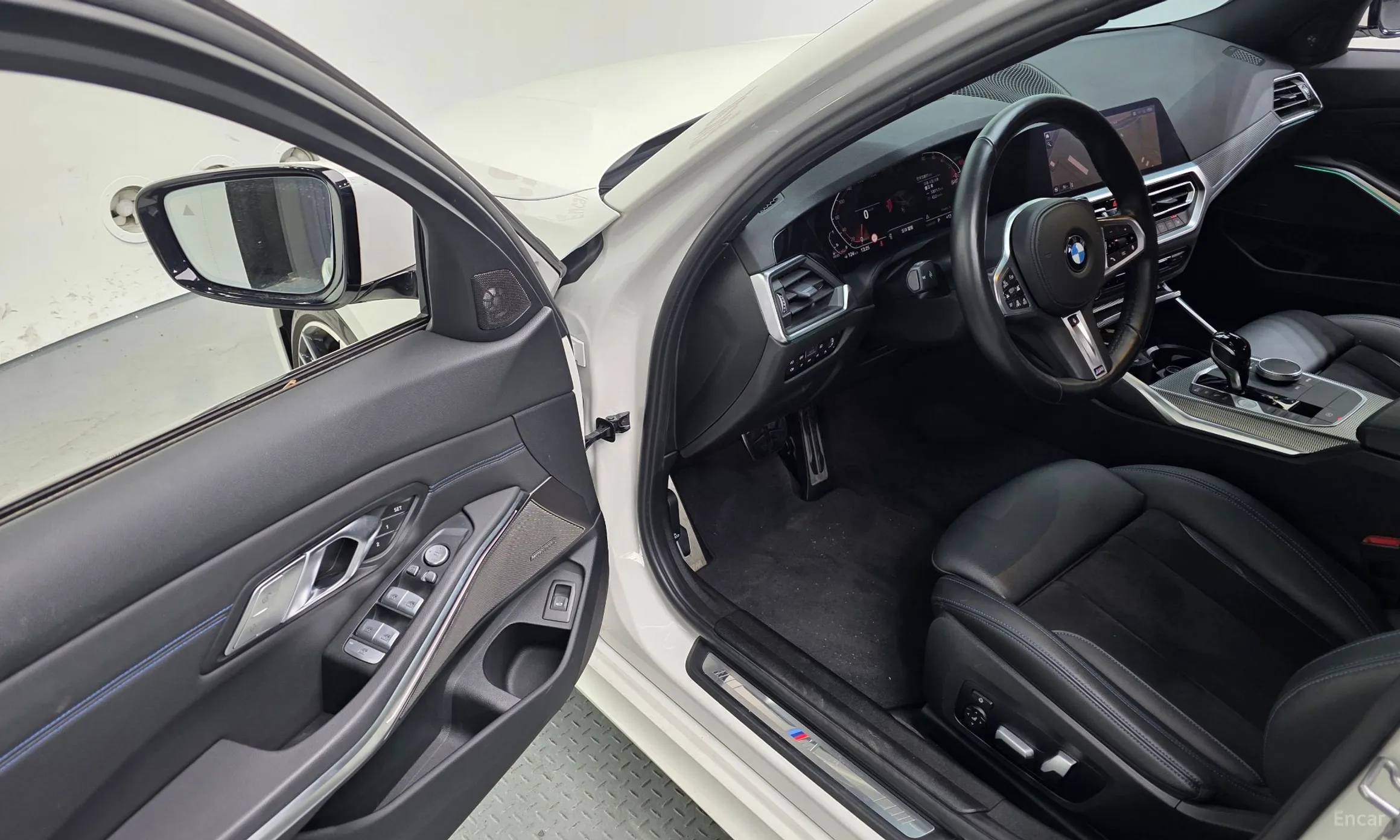 BMW 3 Series (G20) превью 13