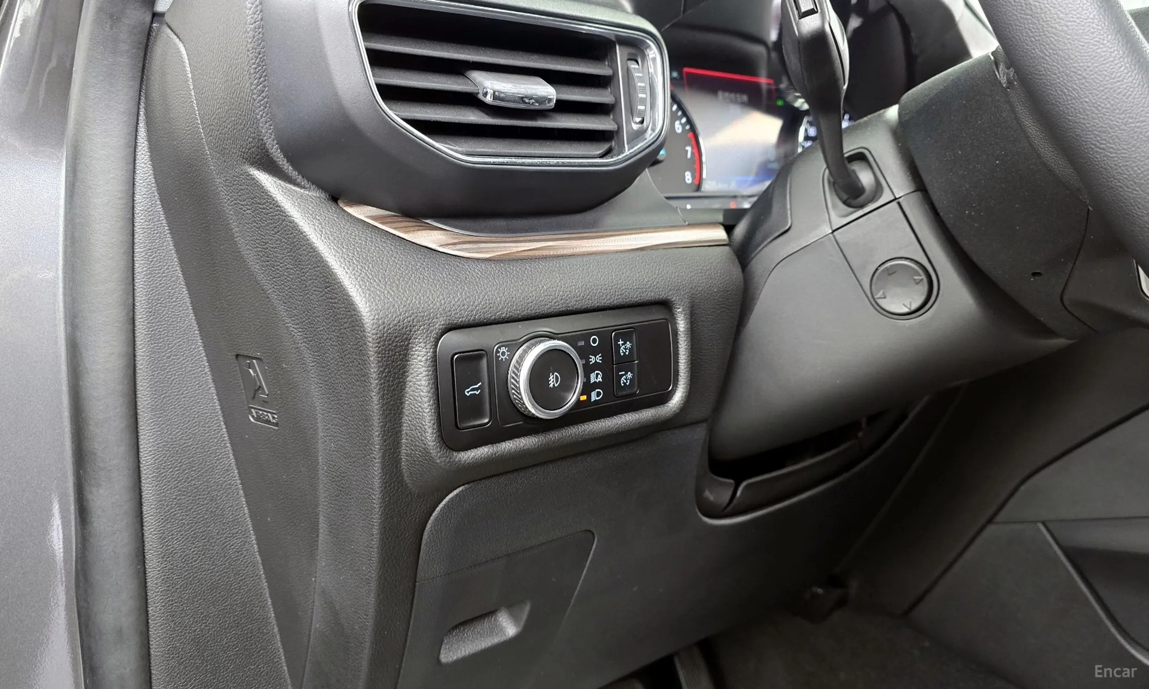 Ford Explorer 6th Generation превью 17