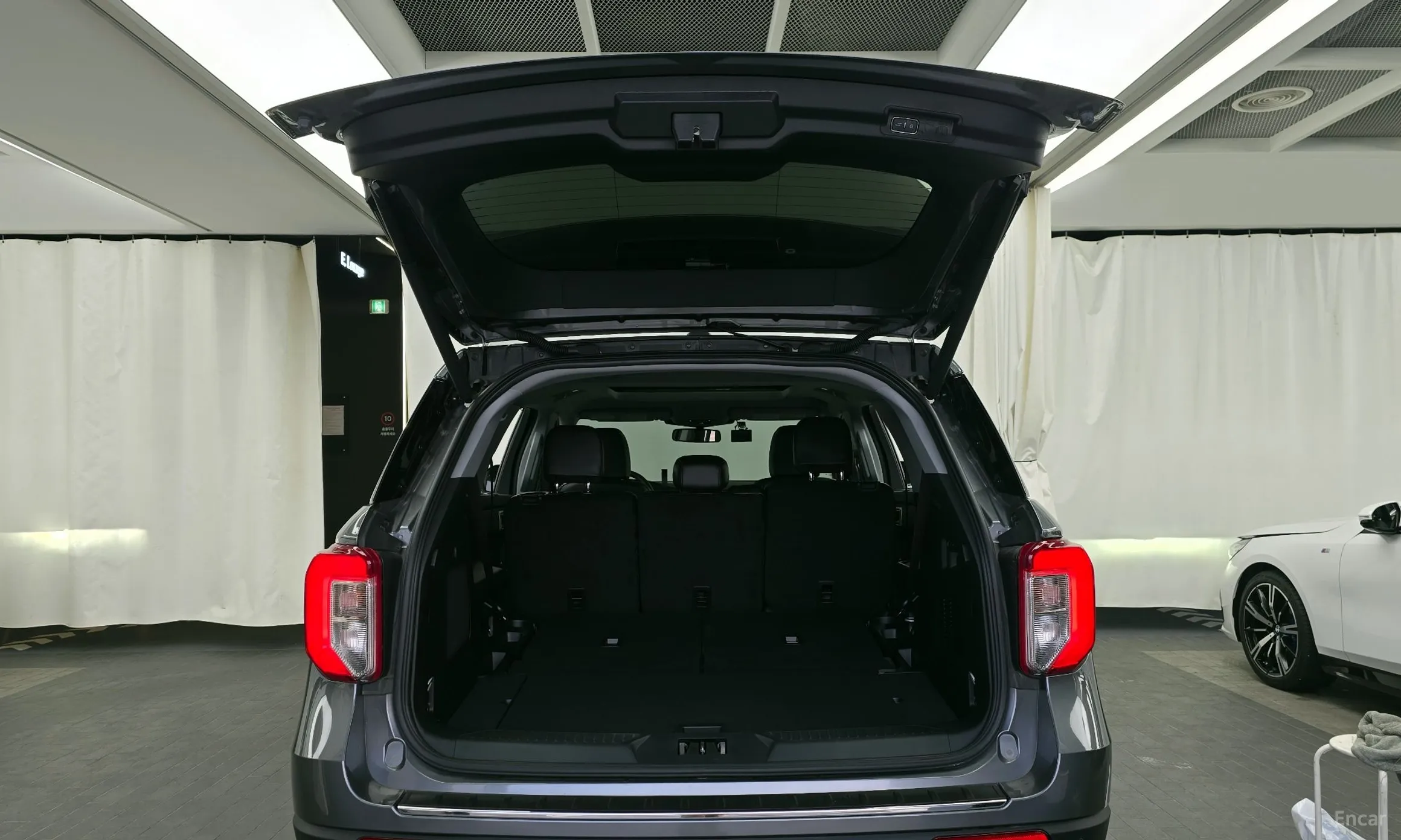Ford Explorer 6th Generation превью 20