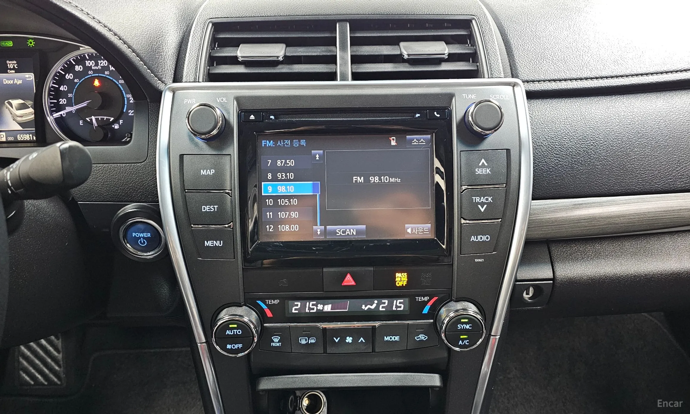 Toyota New Camry превью 16