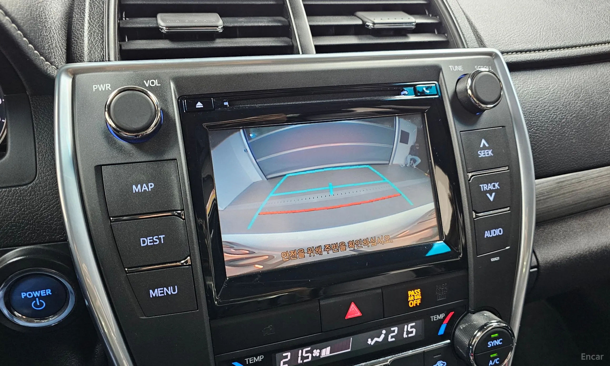 Toyota New Camry превью 17