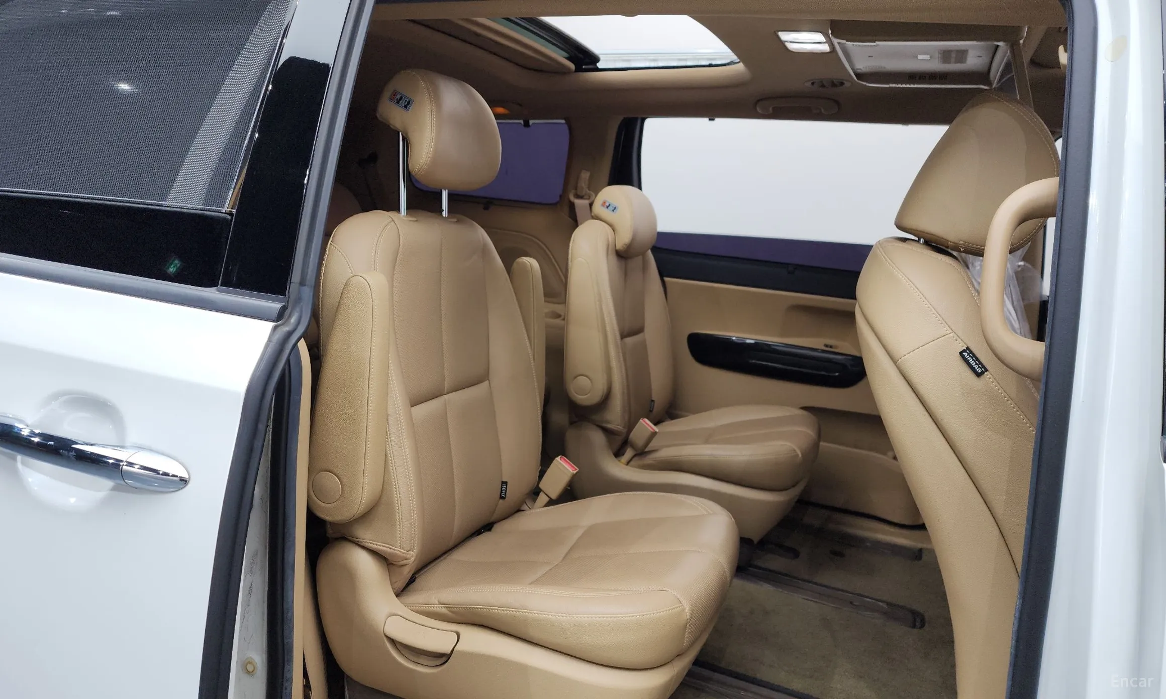 Kia Carnival превью 12