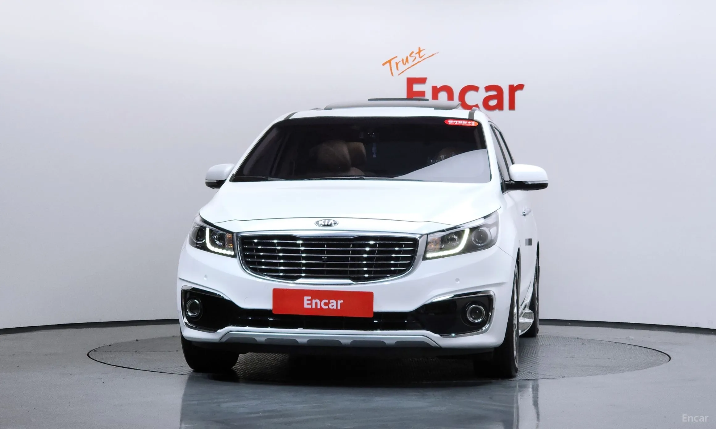 Kia Carnival превью 3