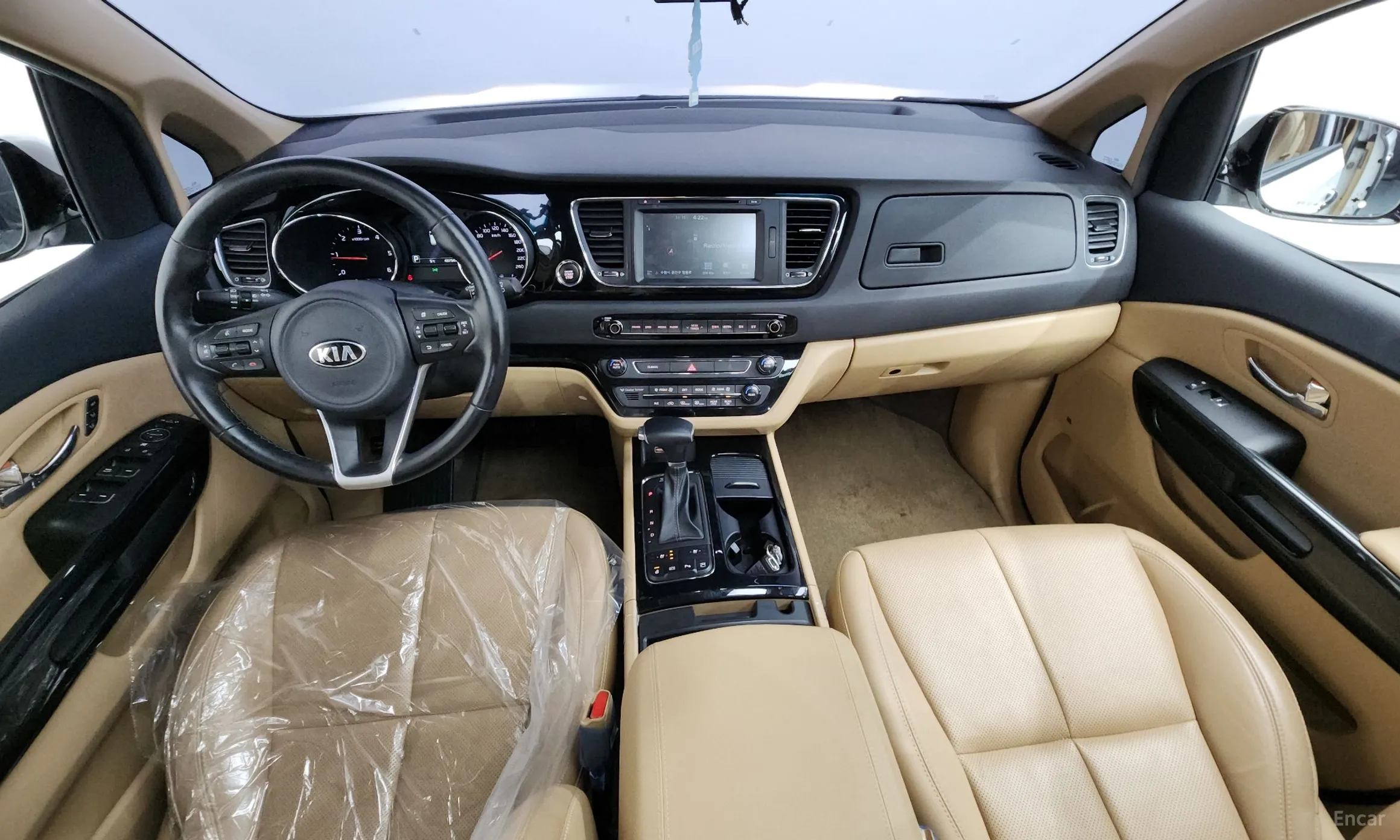 Kia Carnival превью 7