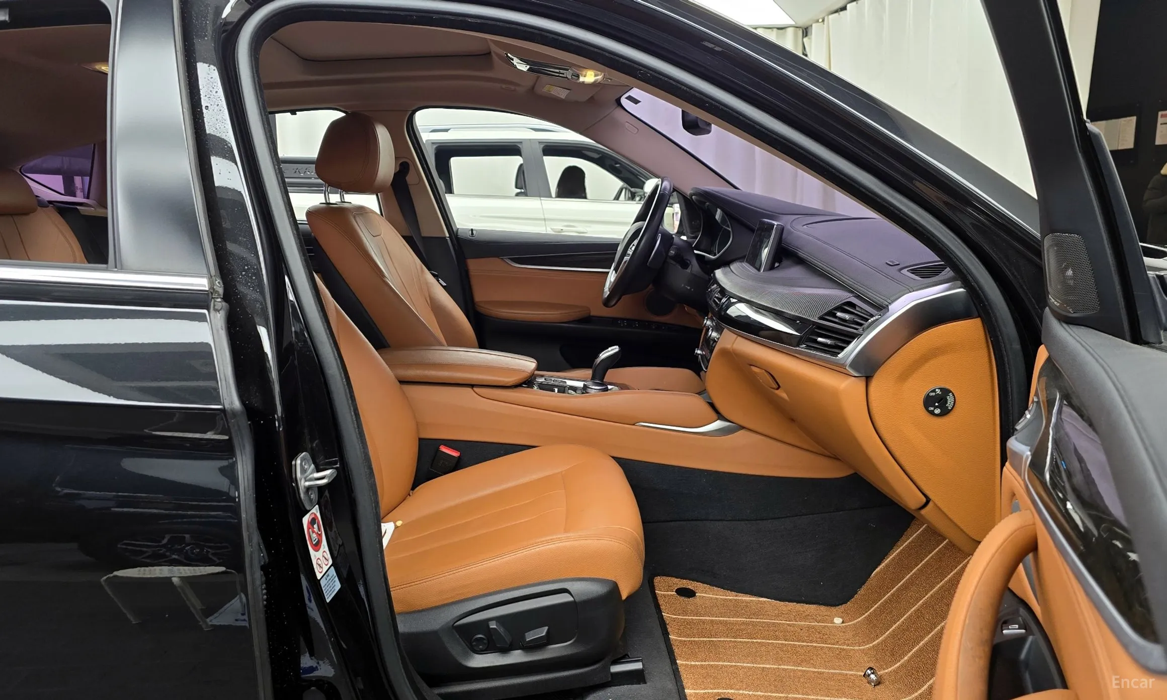 BMW X6 (F16) превью 11