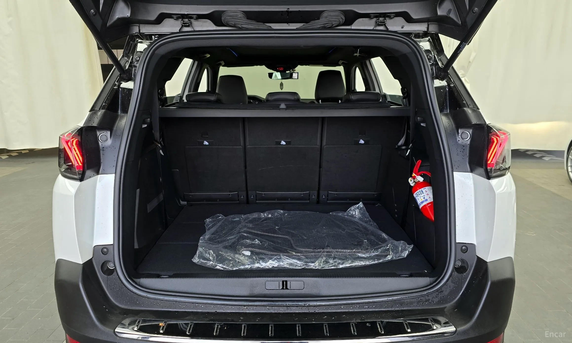 Peugeot 5008 2nd generation превью 20