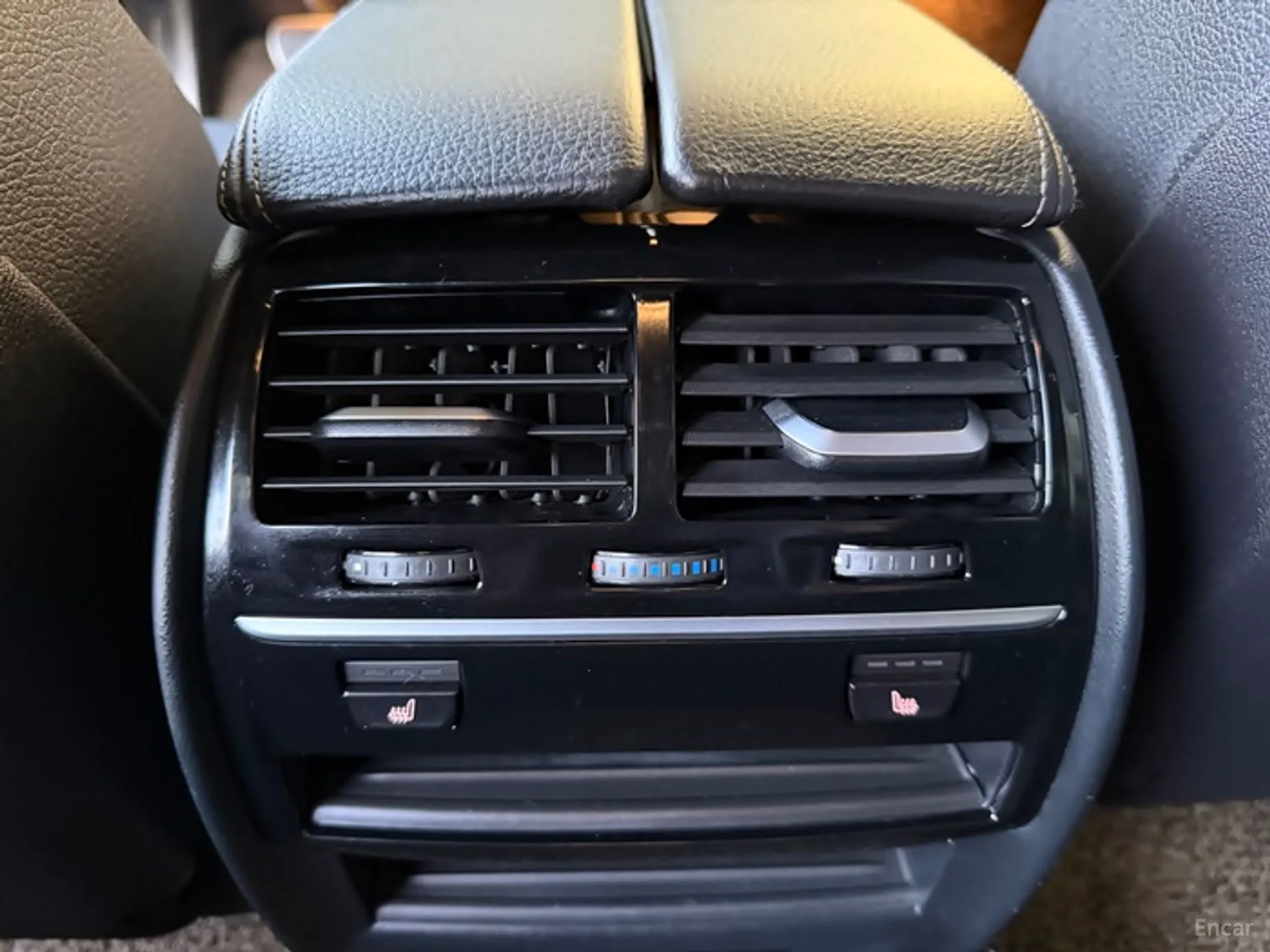 BMW 5 Series (G30) превью 11