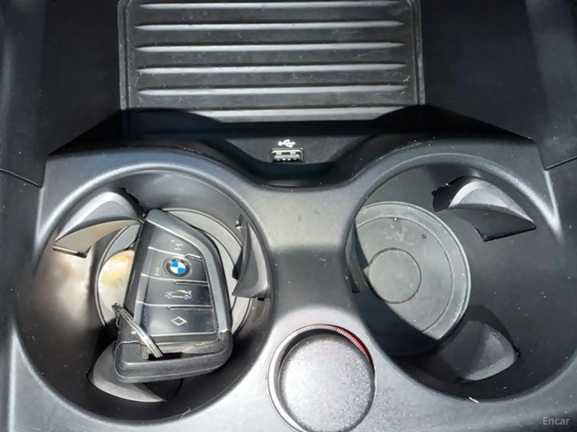 BMW 5 Series (G30) превью 12
