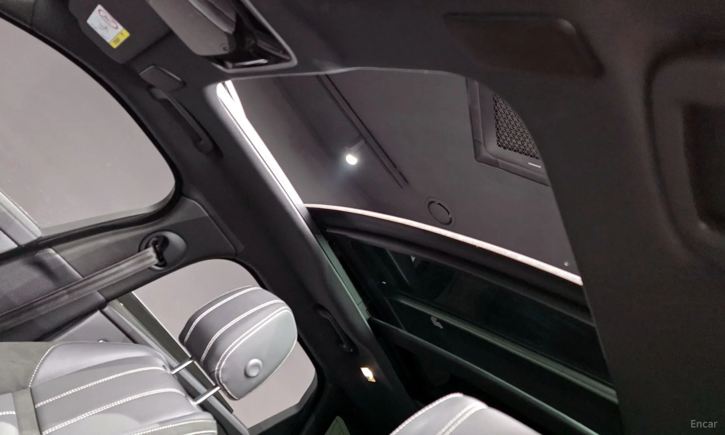 Land Rover Range Rover Bella превью 19