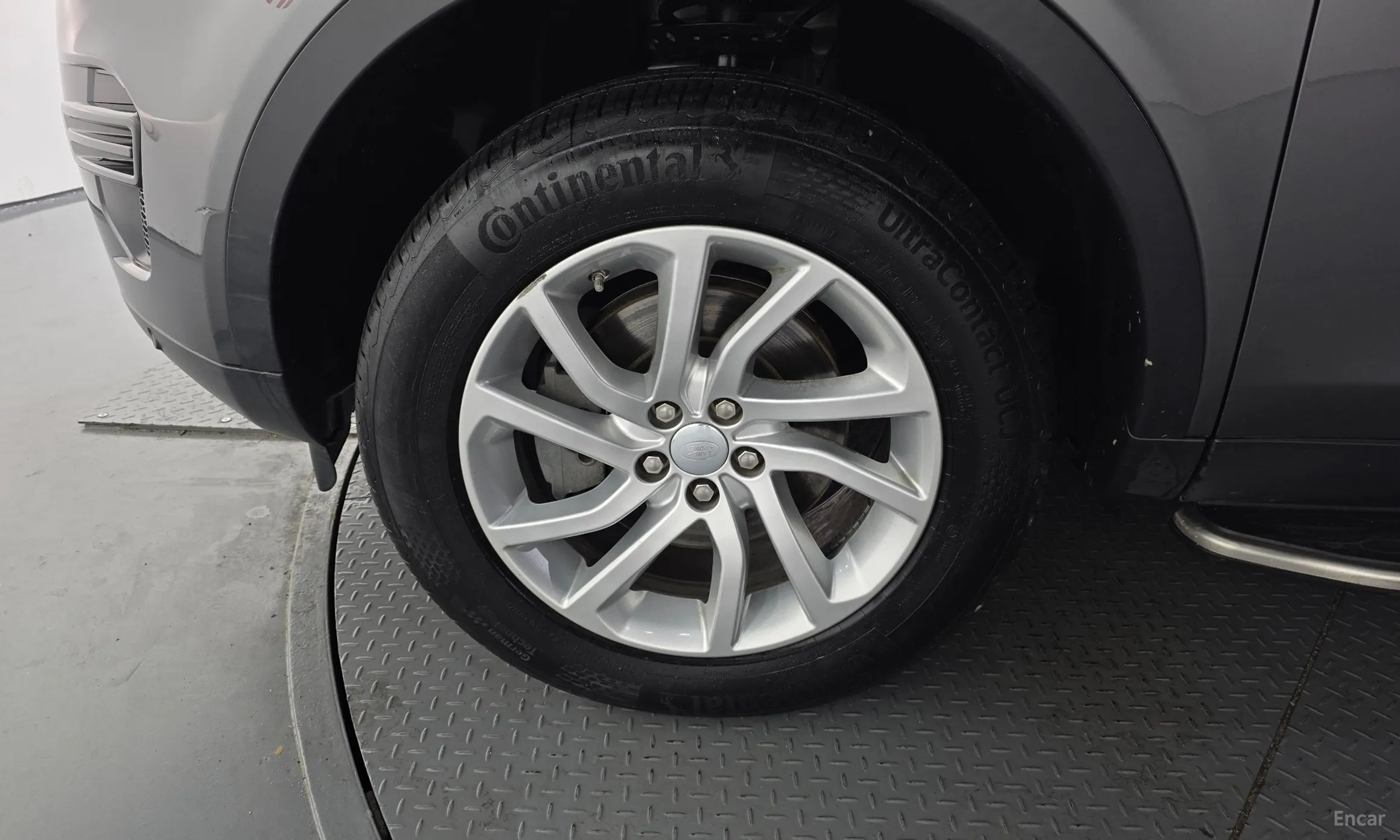 Land Rover Discovery Sports превью 5
