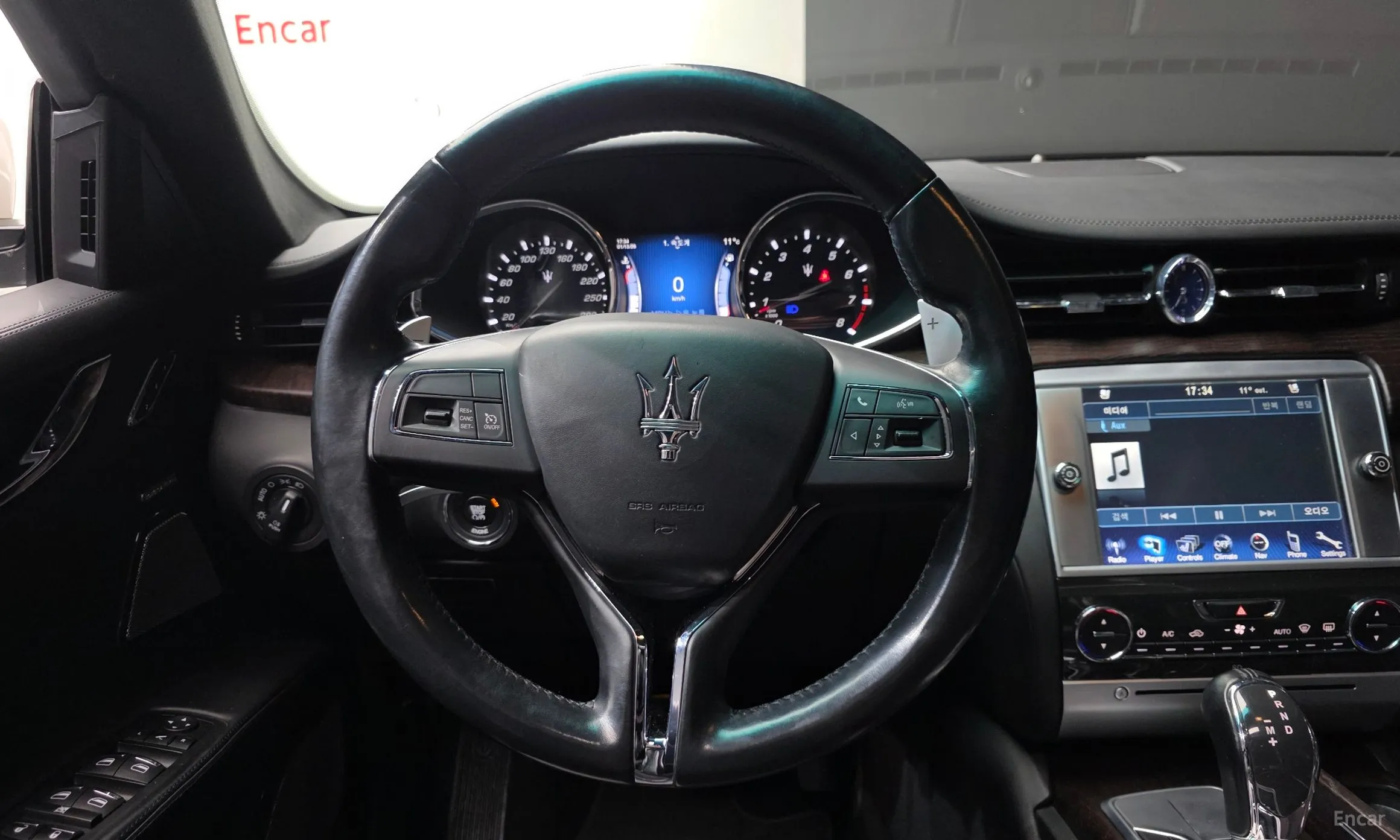 Maserati Quattroporte превью 13