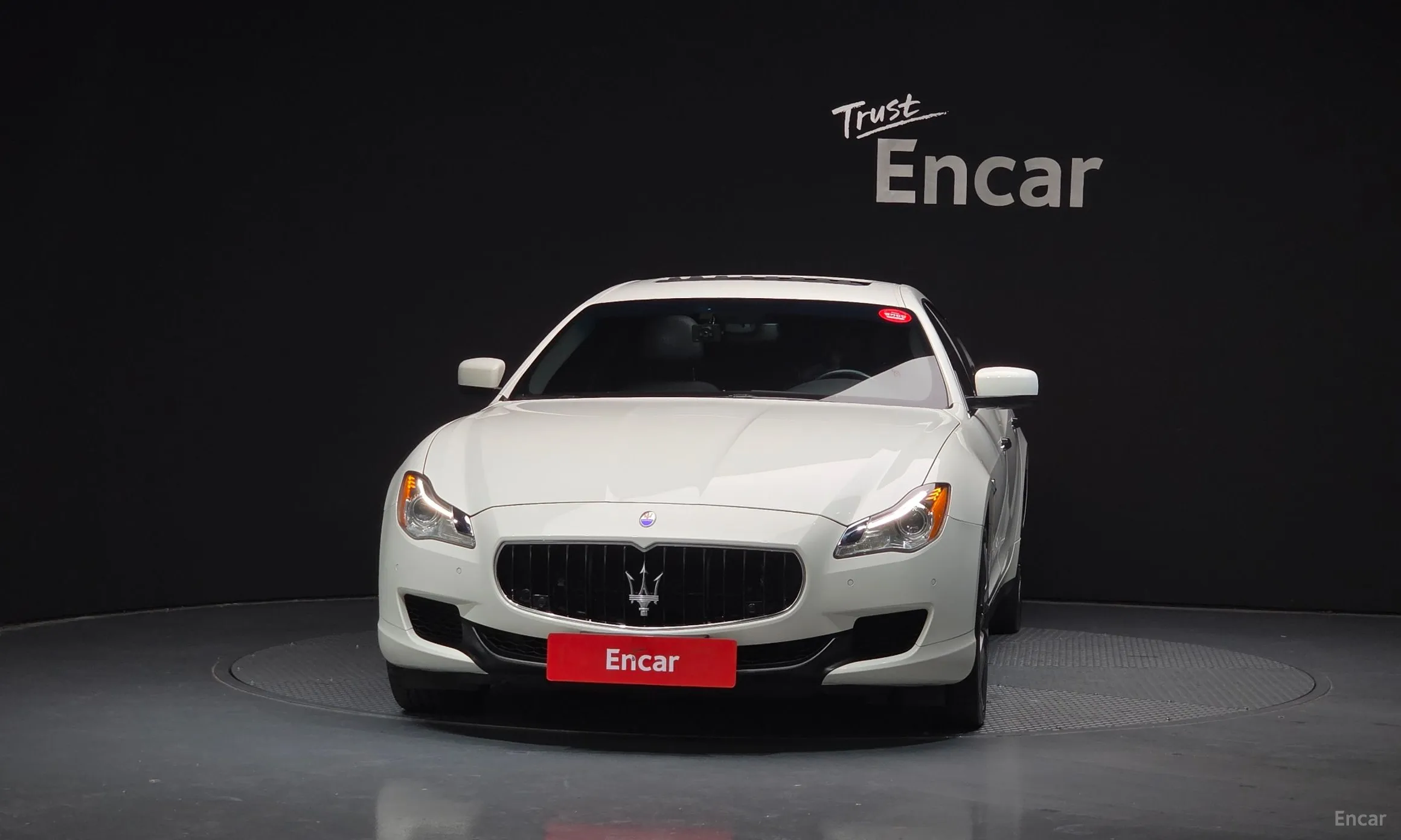 Maserati Quattroporte превью 3