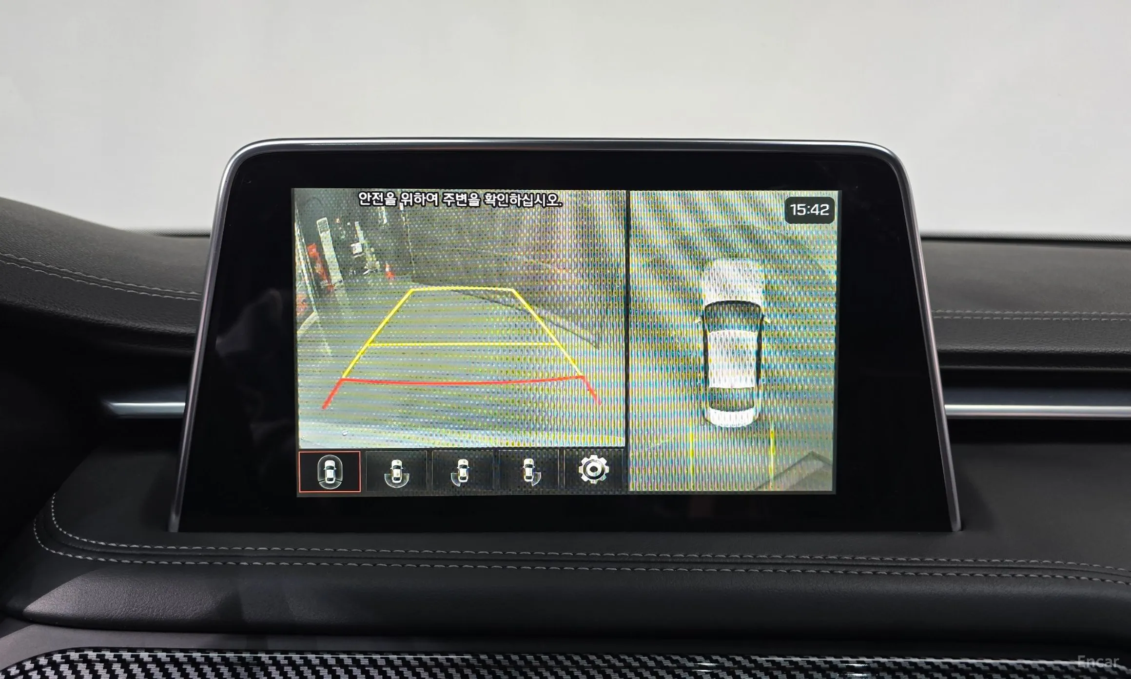 Genesis G70 превью 15