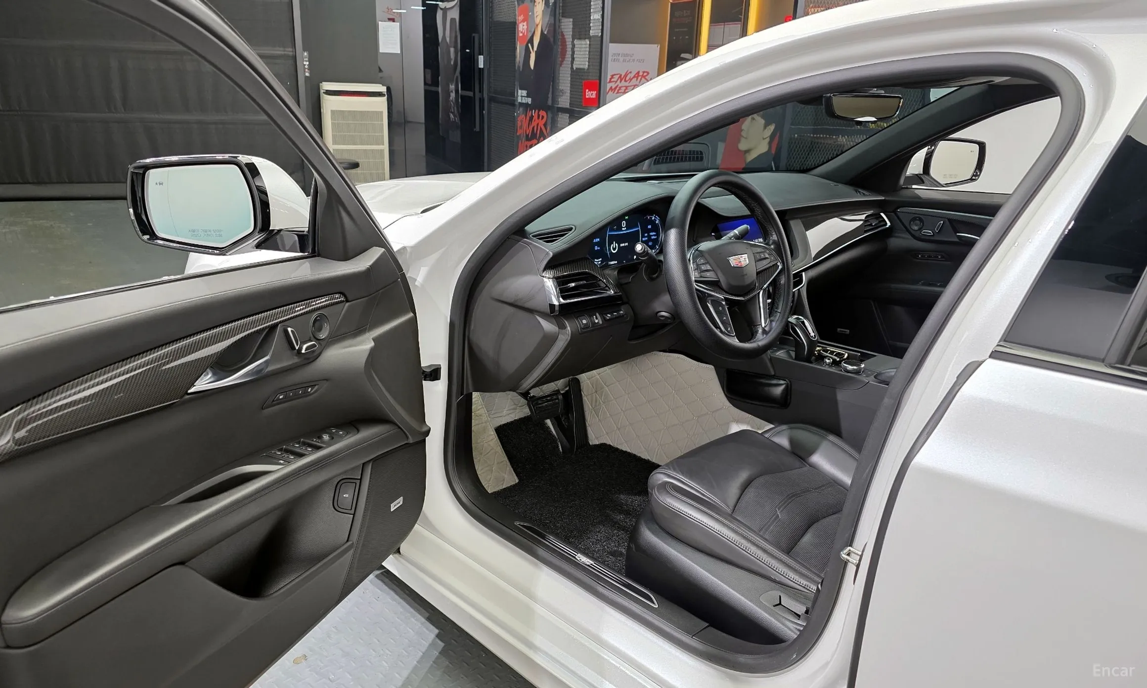 Cadillac CT6 превью 10